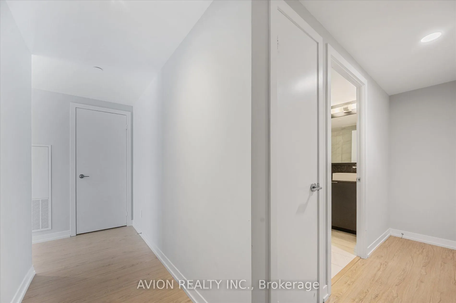 85 Wood Street, #3603