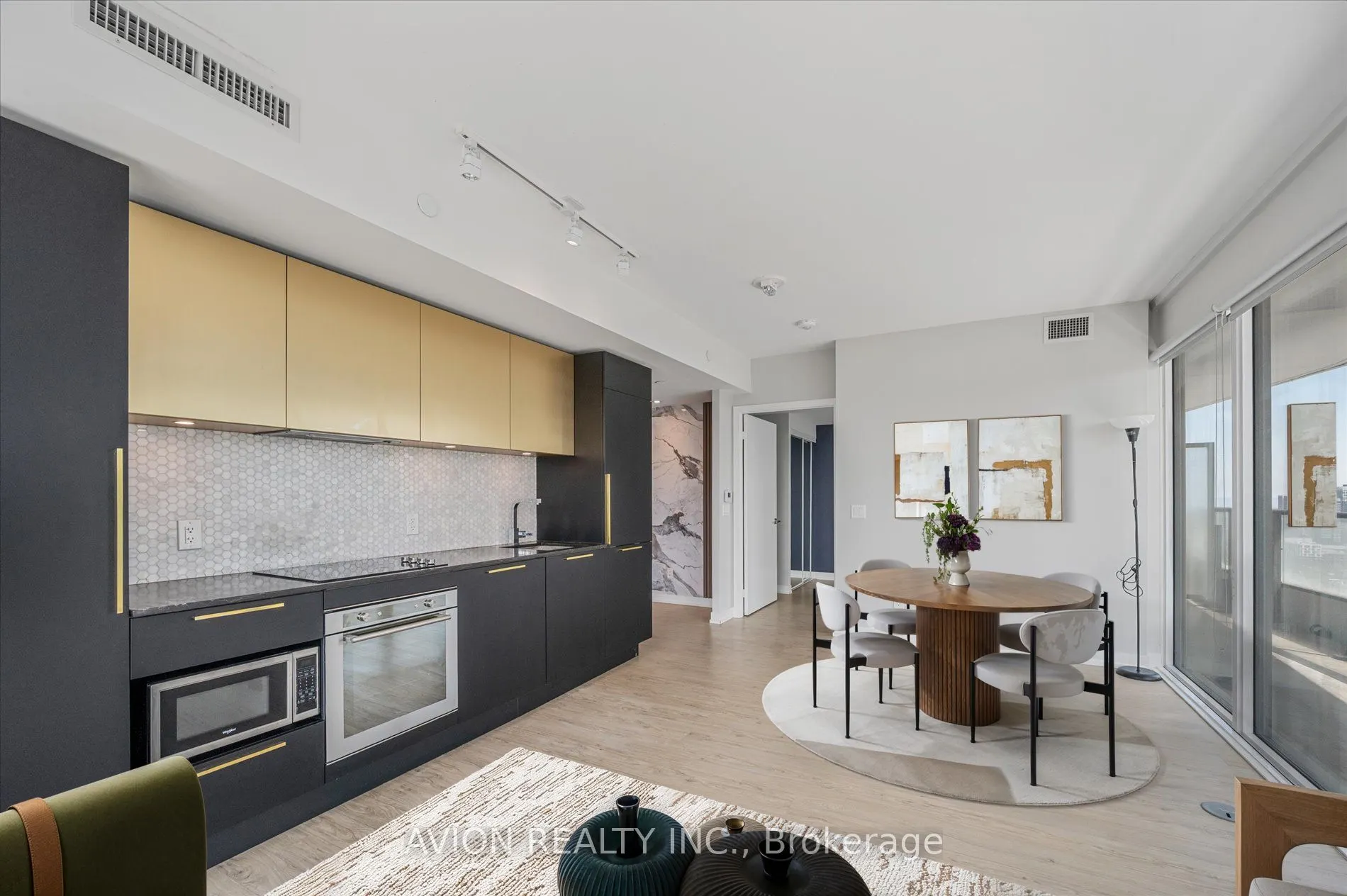 85 Wood Street, #3603