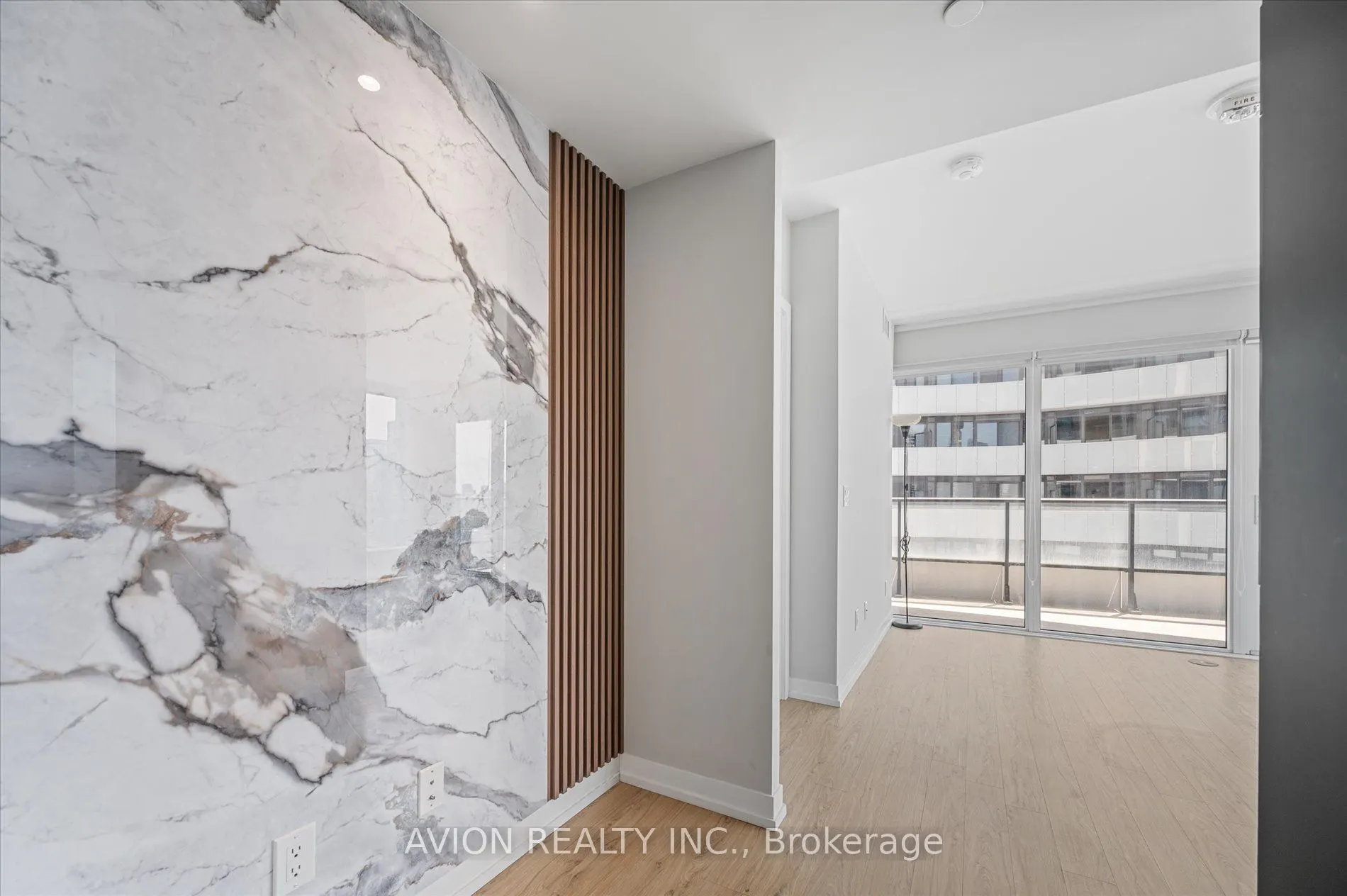 85 Wood Street, #3603
