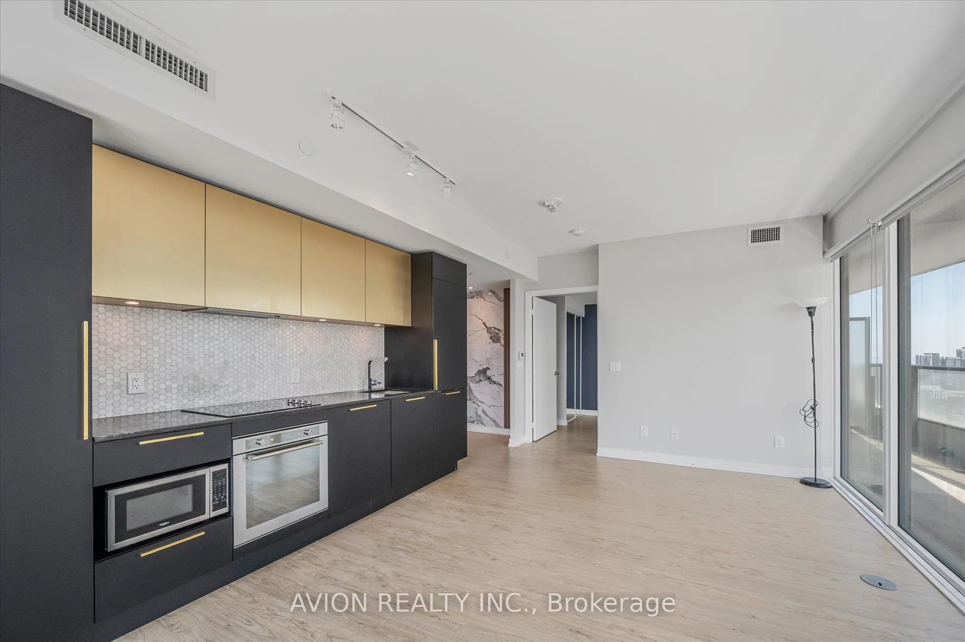 85 Wood Street, #3603