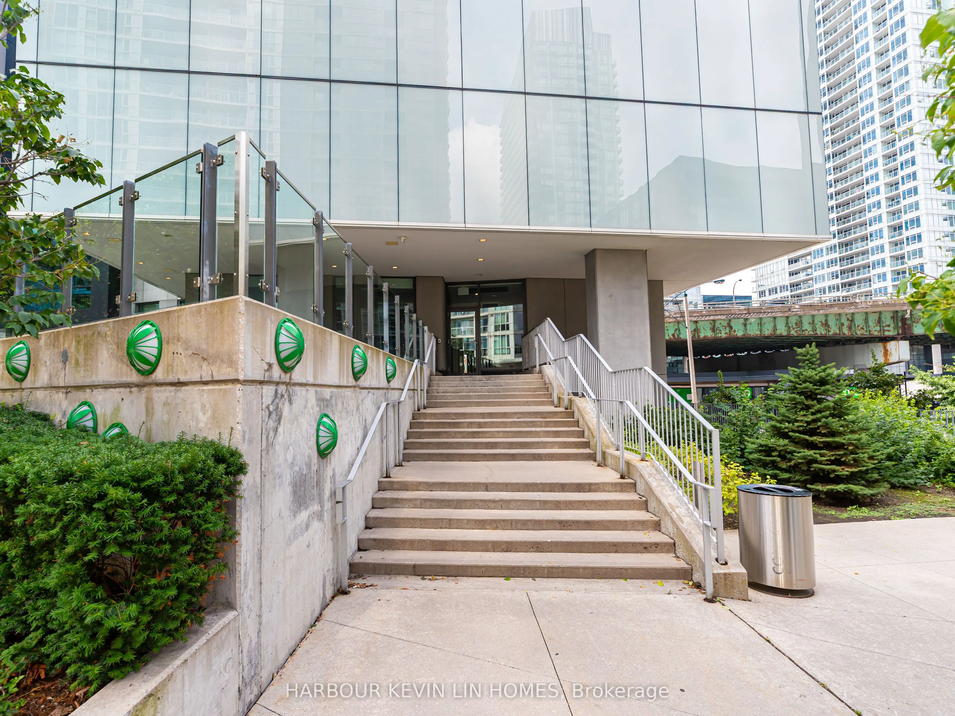 75 Queens Wharf Road, #1009