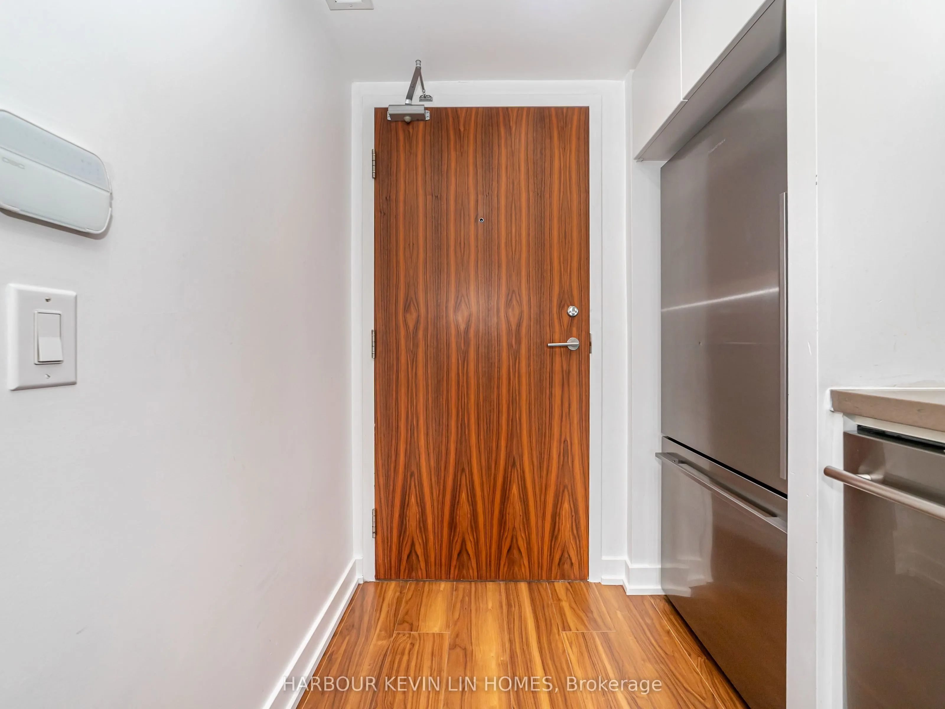 75 Queens Wharf Road, #1009