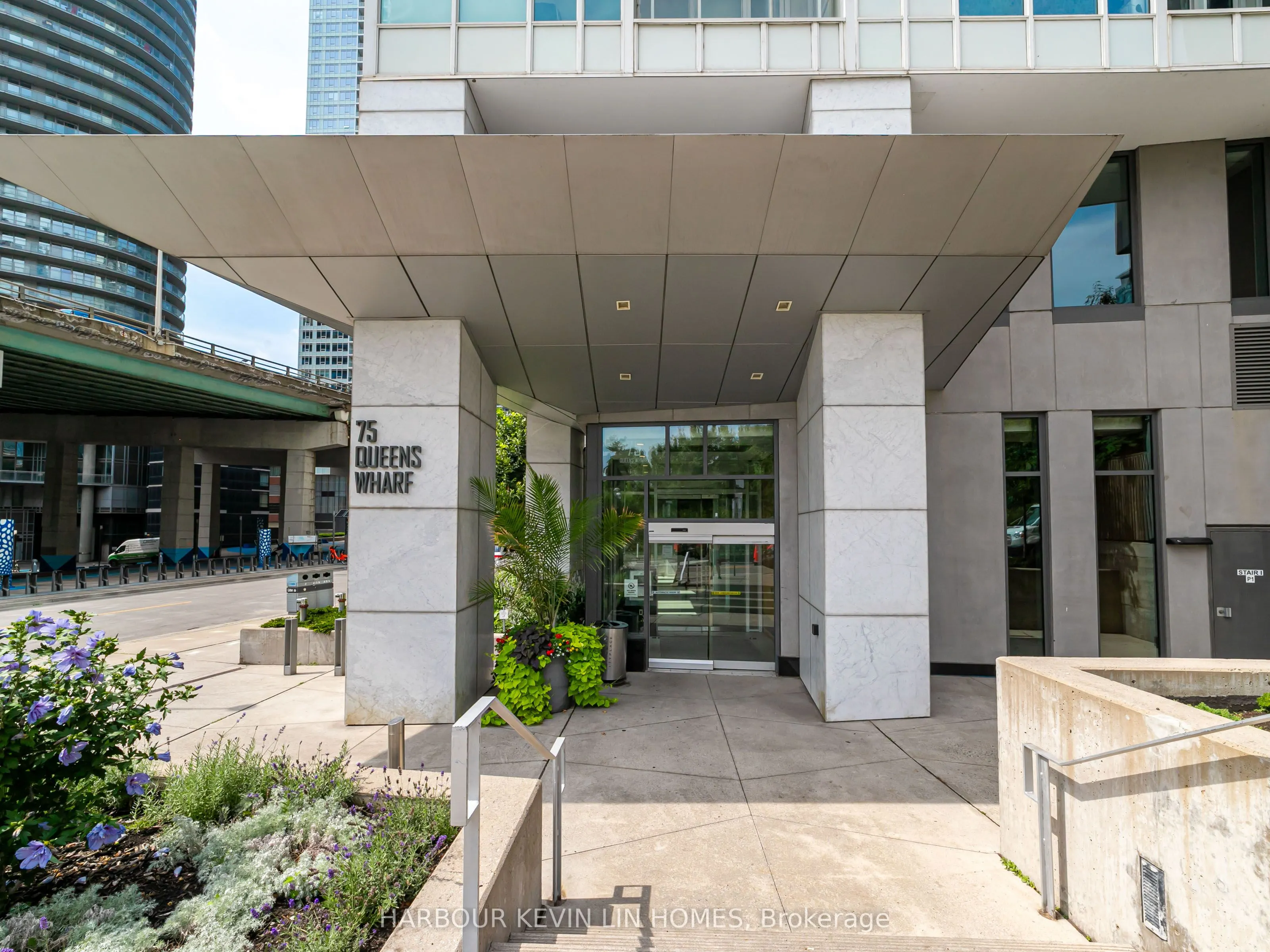 75 Queens Wharf Road, #1009