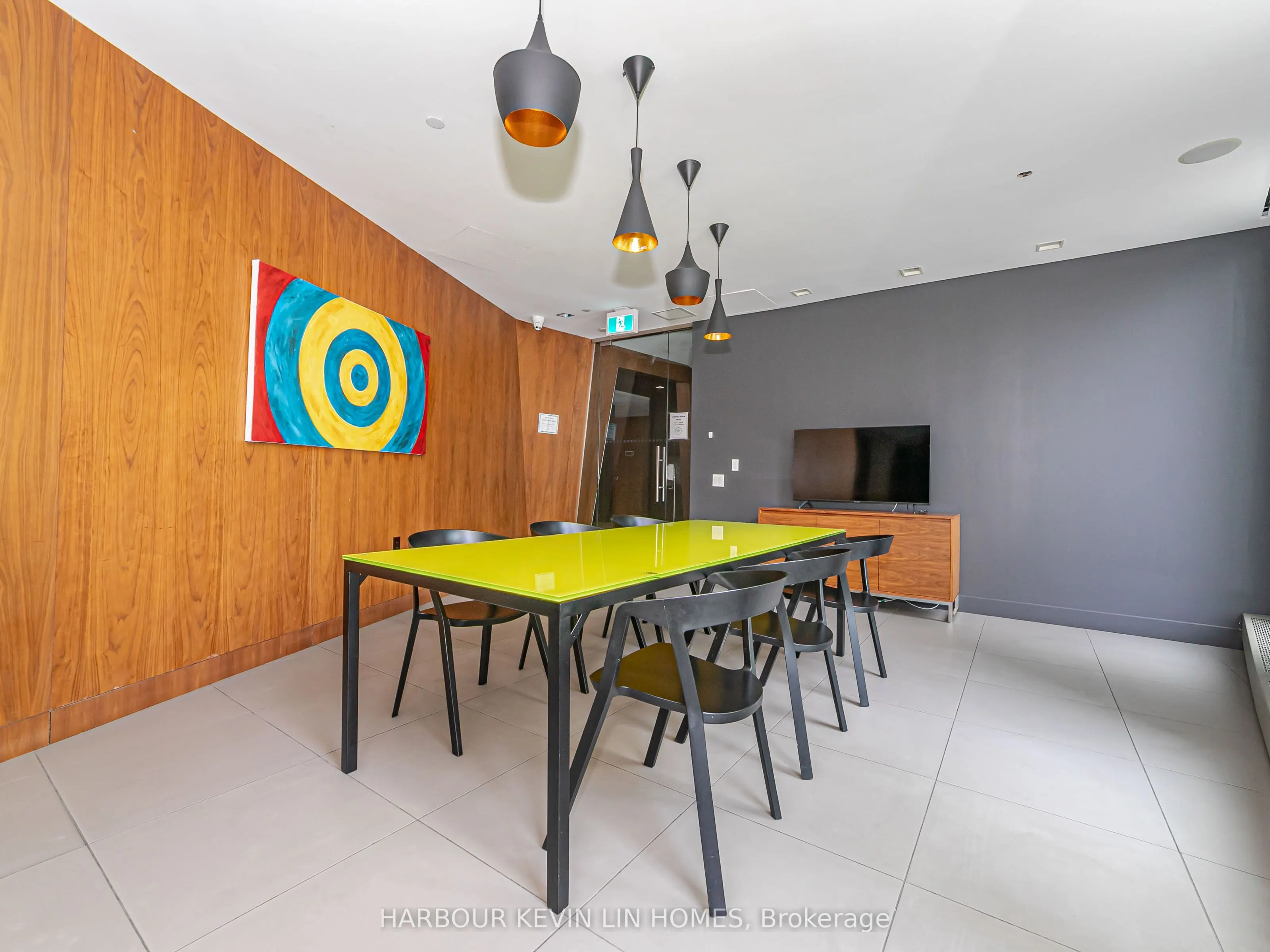 75 Queens Wharf Road, #1009