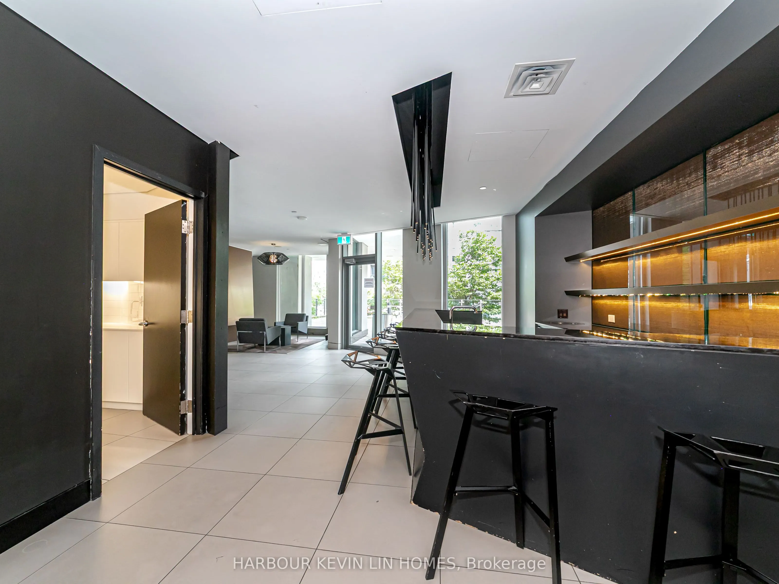 75 Queens Wharf Road, #1009