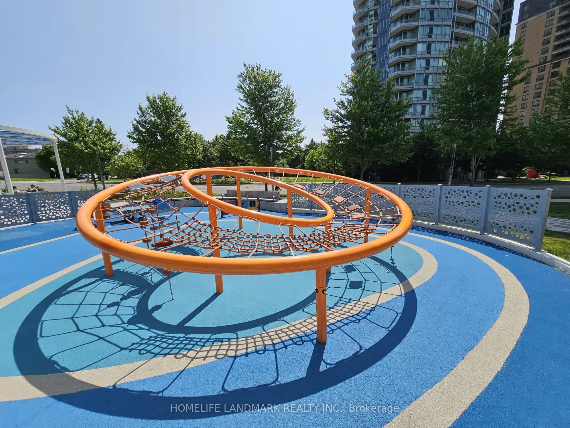 60 Byng Avenue, #401