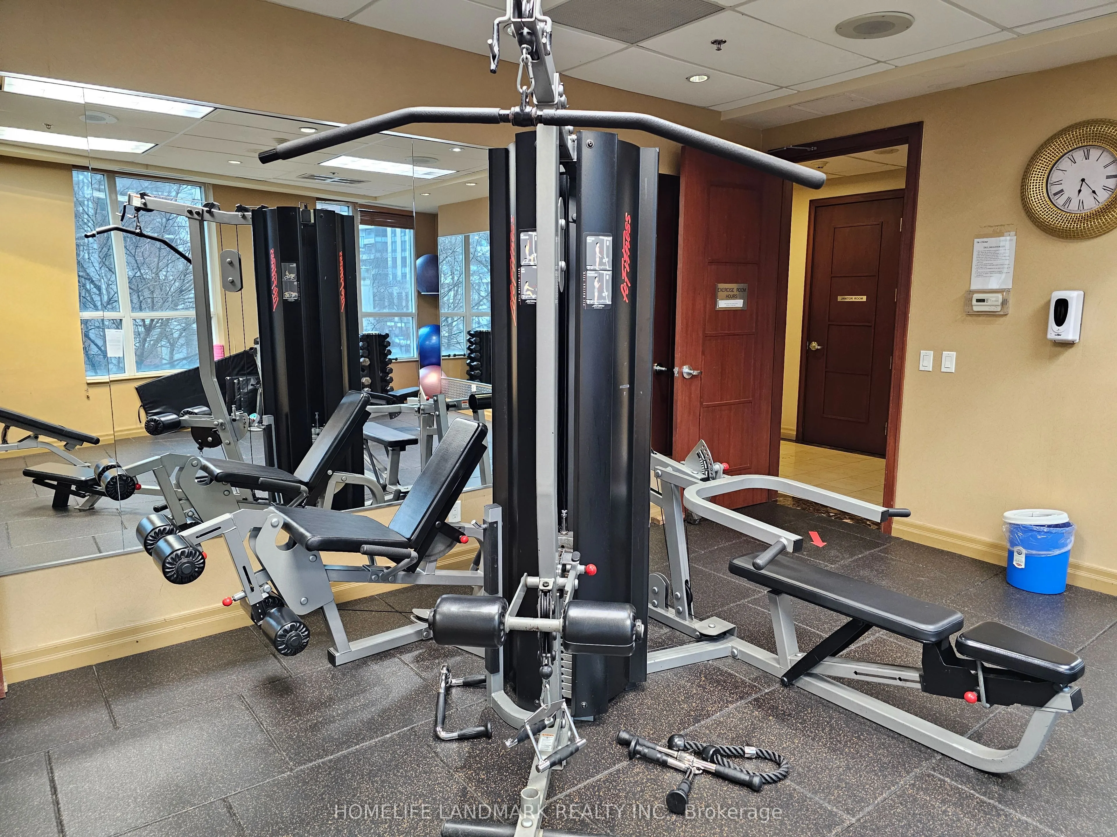 60 Byng Avenue, #401
