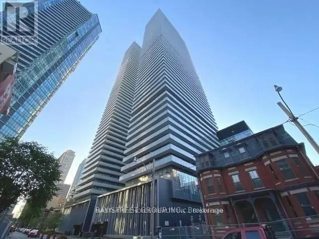 50 Charles Street E, #4212