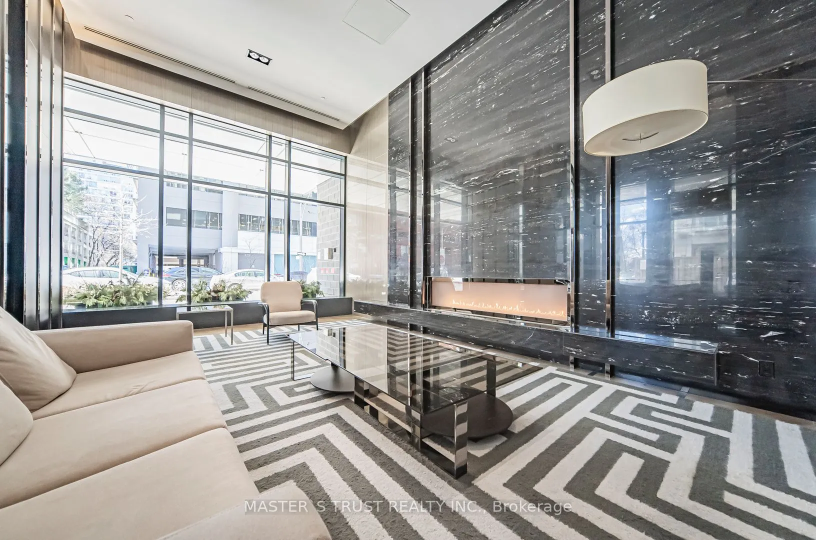 89 Dunfield Avenue, #801