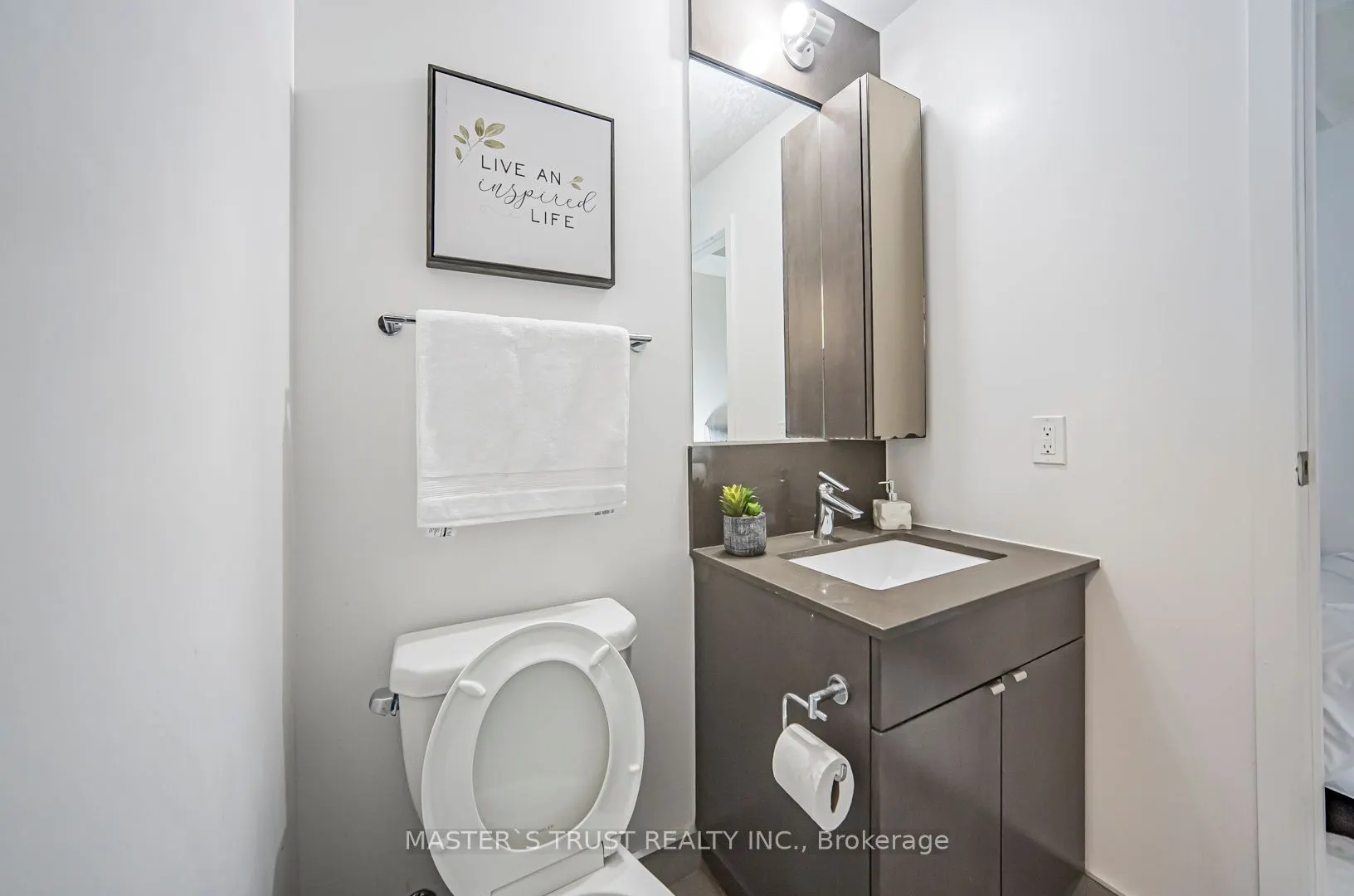 89 Dunfield Avenue, #801