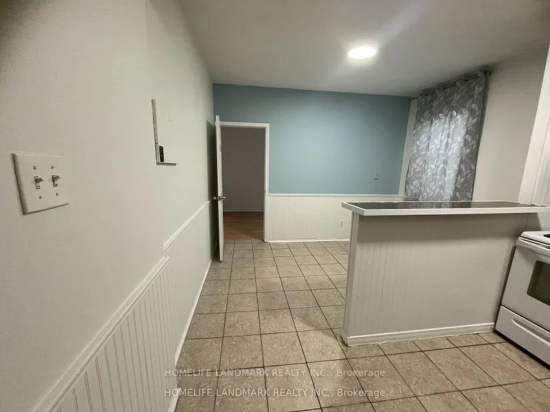 1 Spruce Street, #1