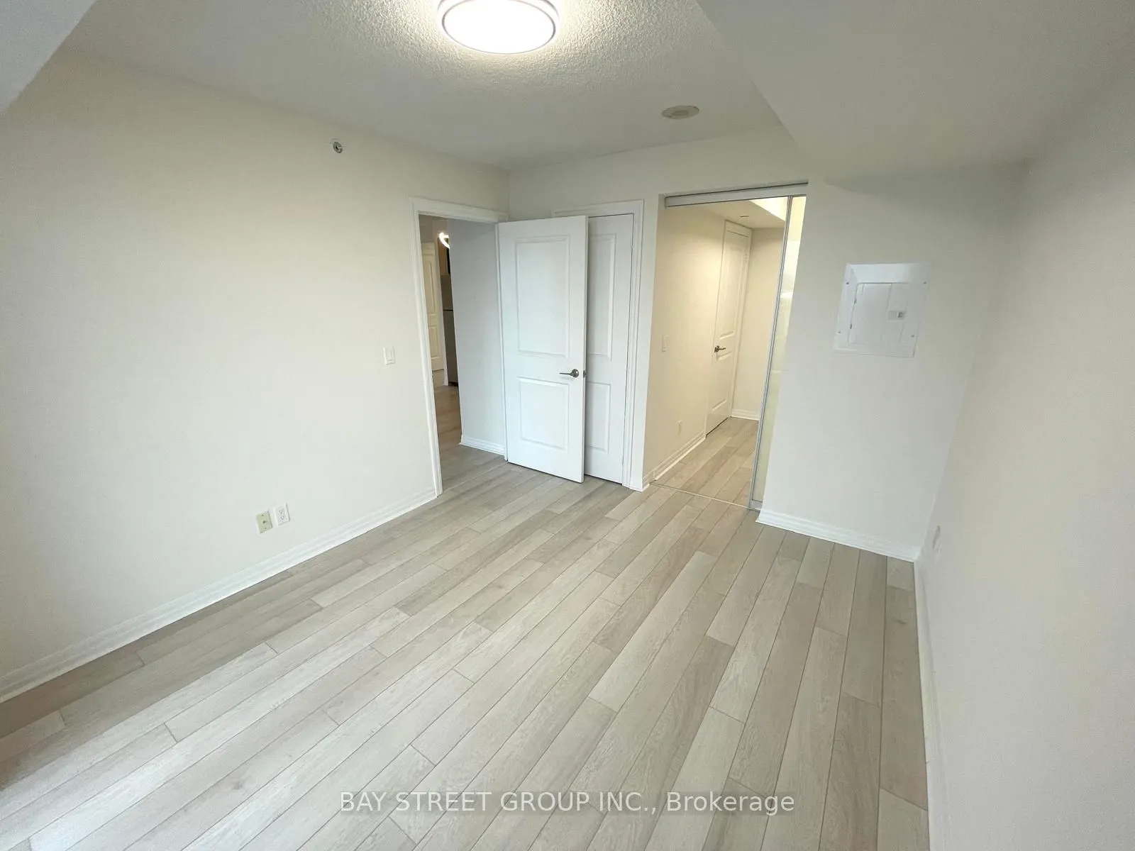 275 Yorkland Road, #3306