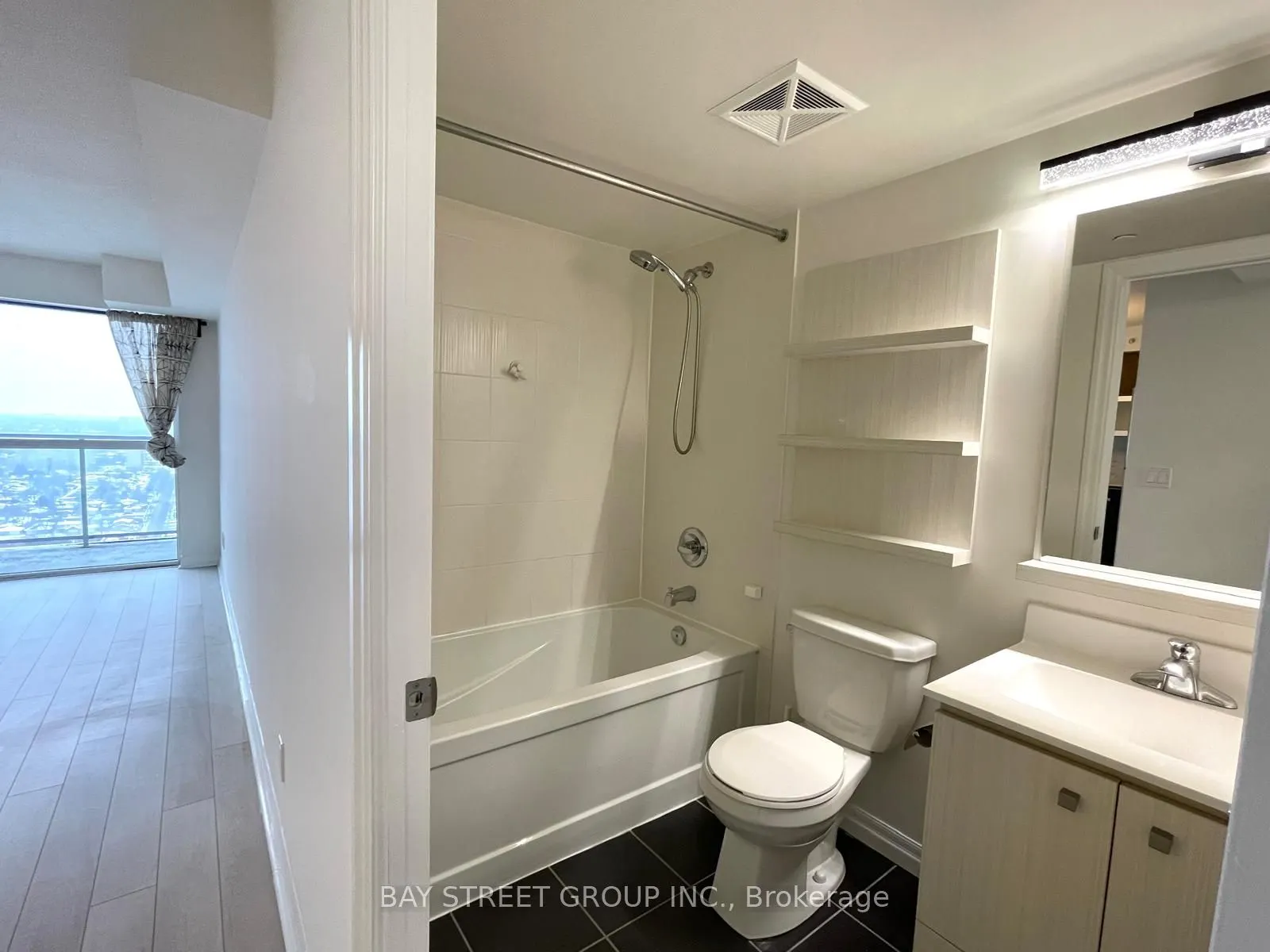 275 Yorkland Road, #3306