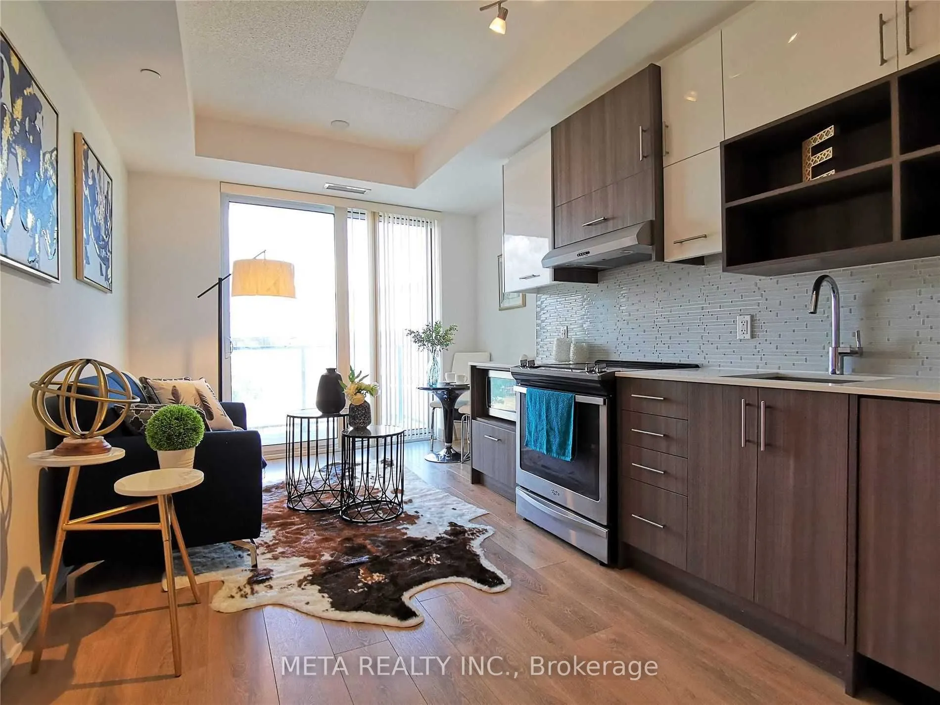 150 Fairview Mall Drive, #208
