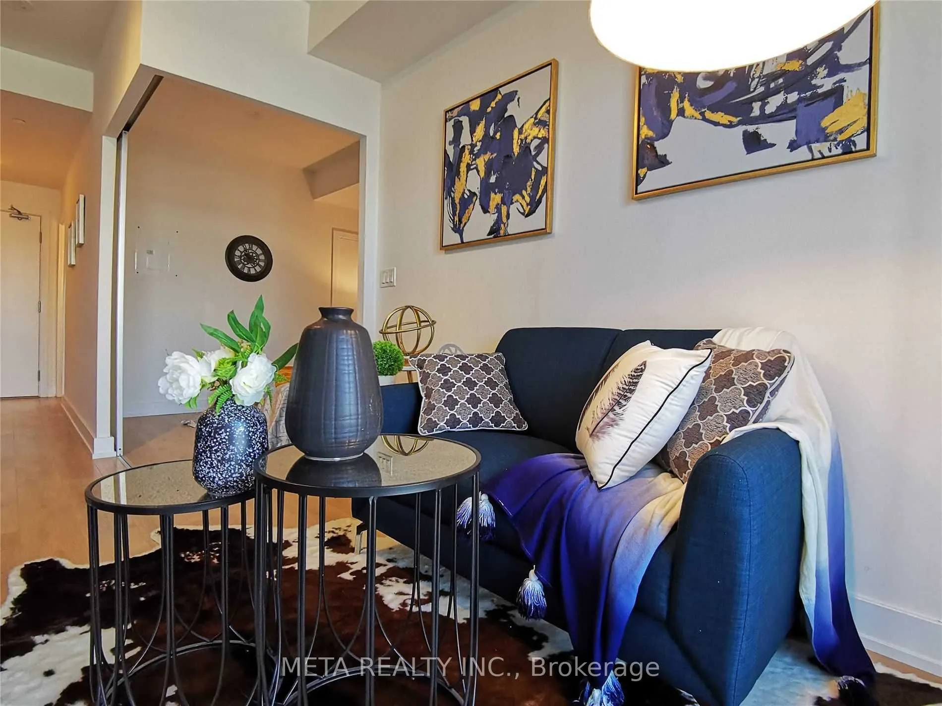 150 Fairview Mall Drive, #208