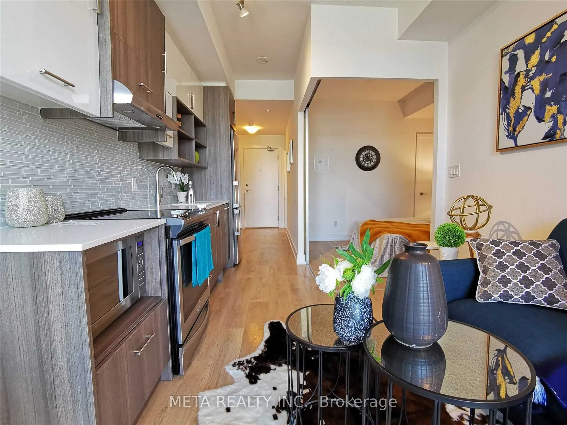 150 Fairview Mall Drive, #208