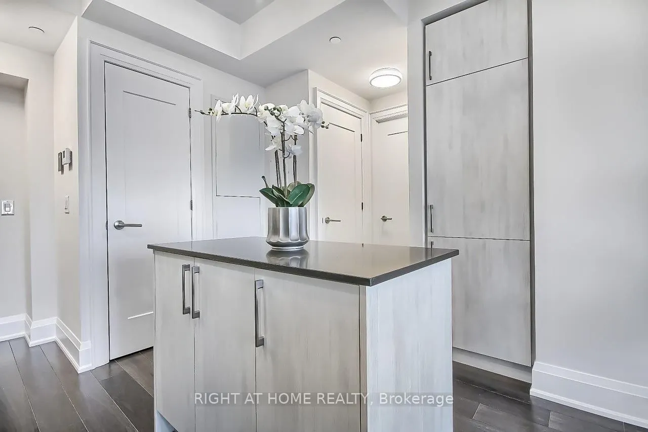 88 Cumberland Street, #1505