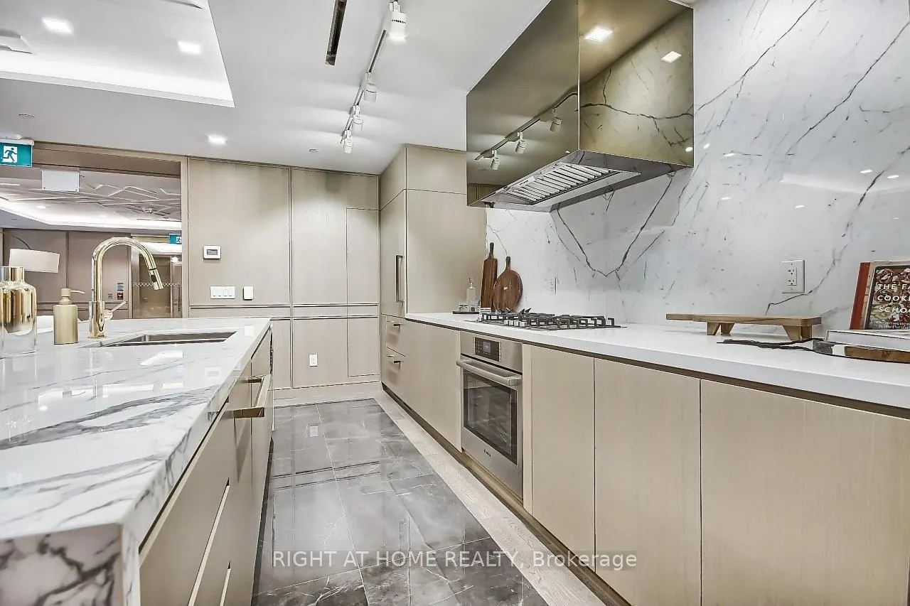 88 Cumberland Street, #1505