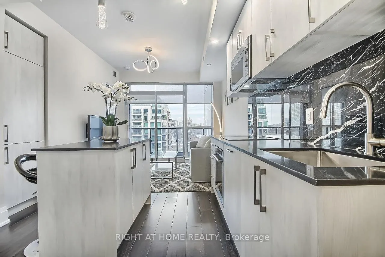 88 Cumberland Street, #1505