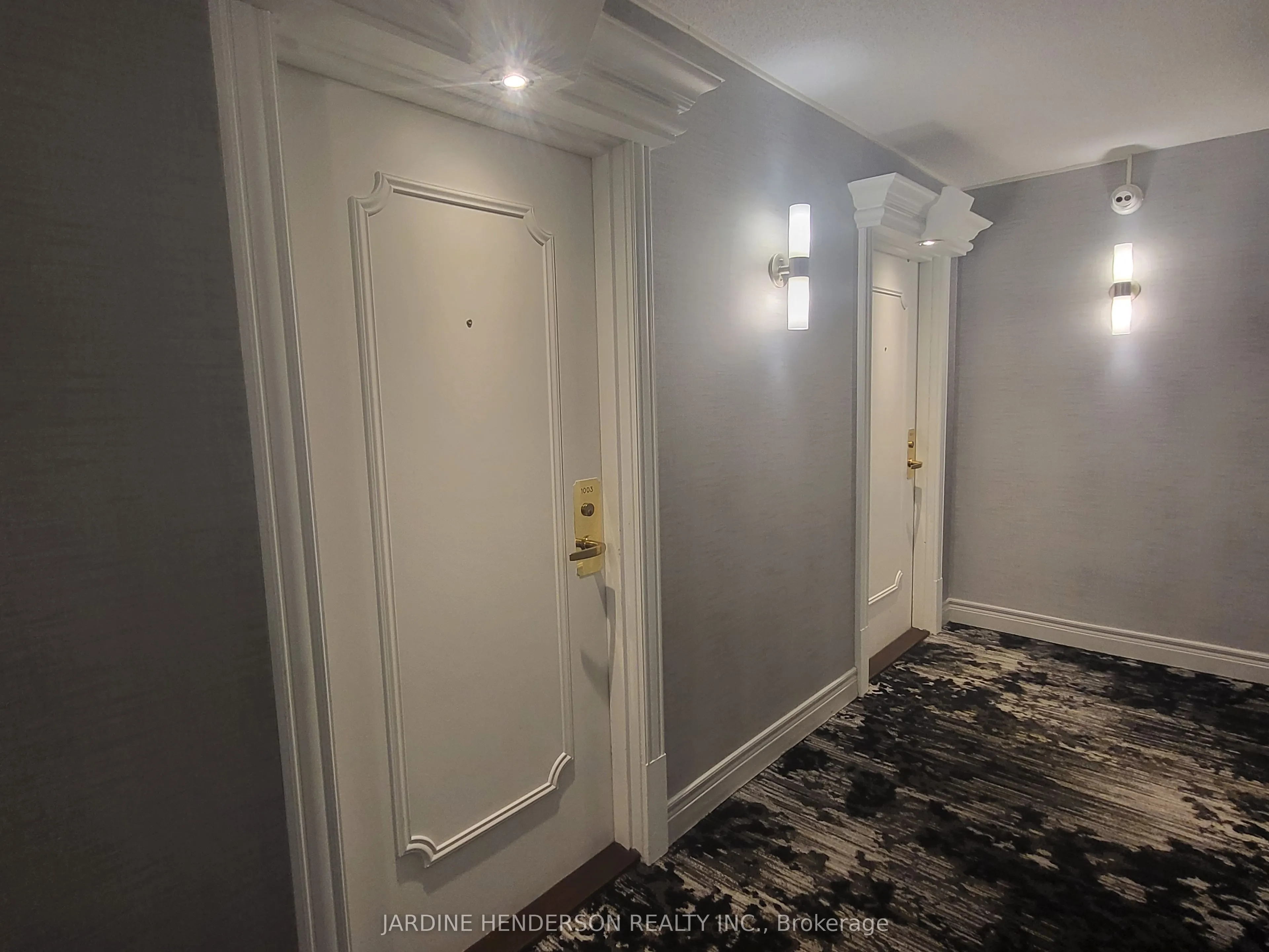 887 Bay Street, #1003