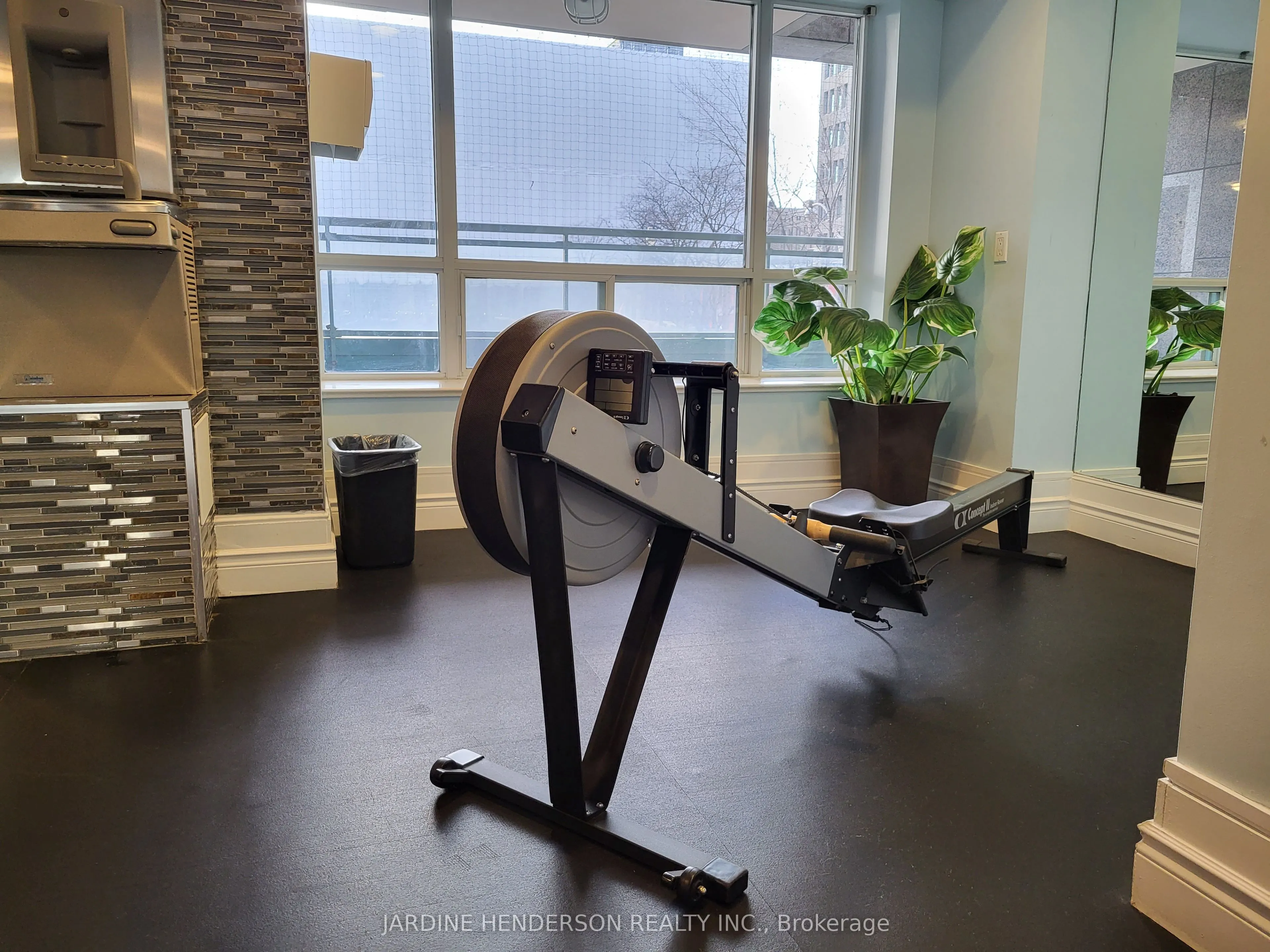 887 Bay Street, #1003