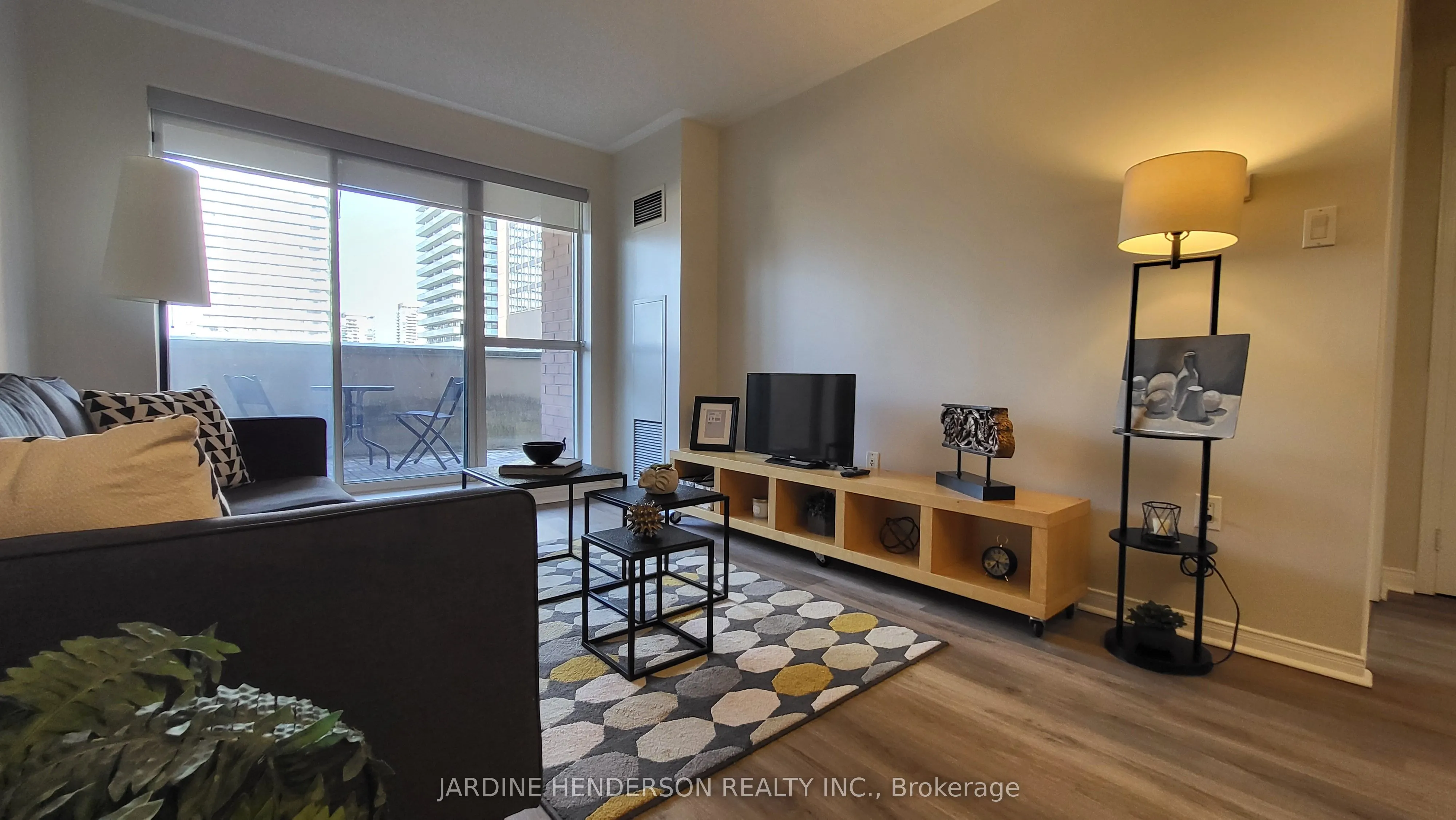 887 Bay Street, #1003