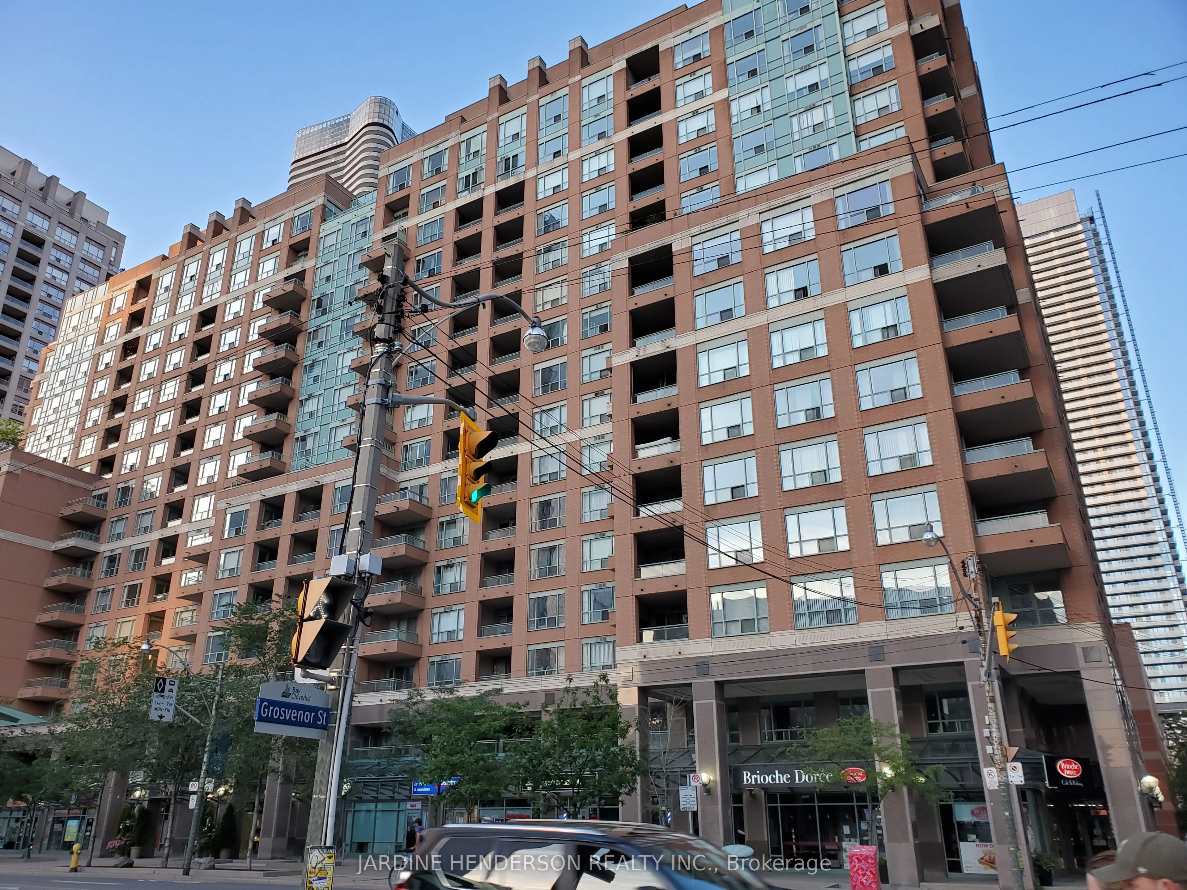 887 Bay Street, #1003