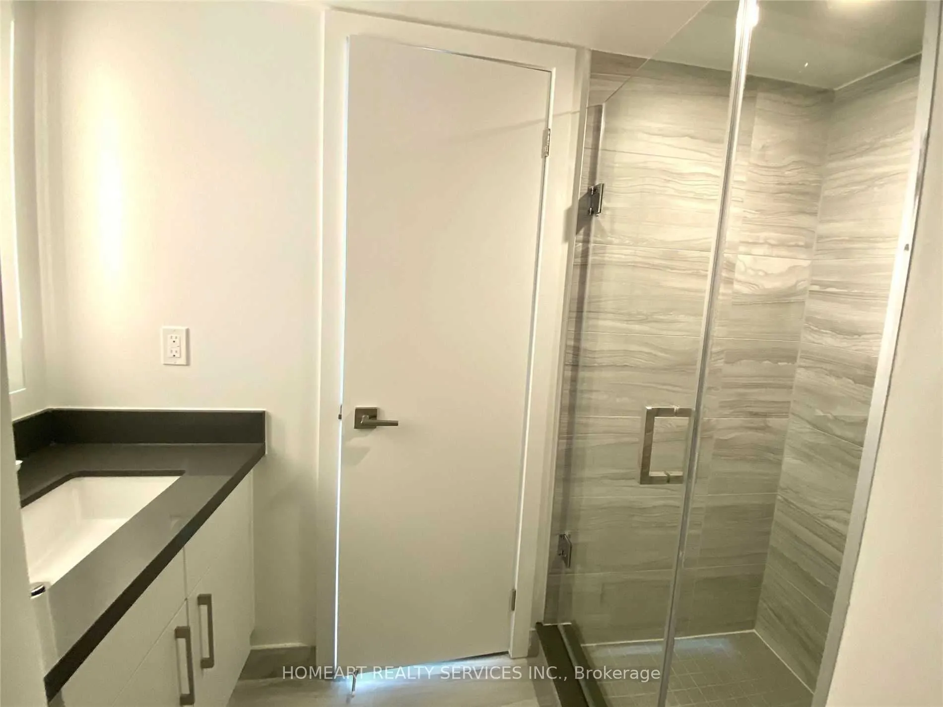 188 Cumberland Street, #2409