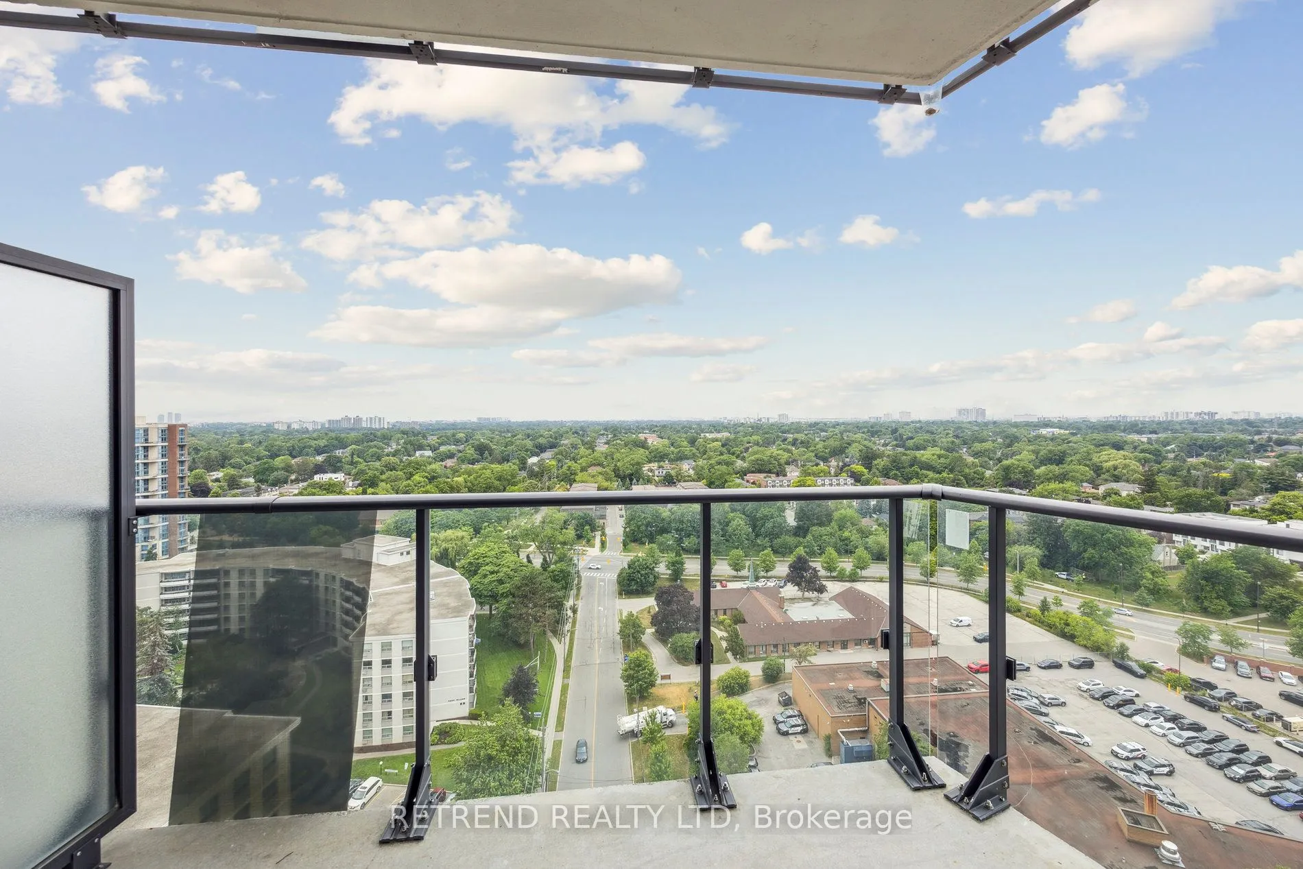 15 Ellerslie Avenue, #1708