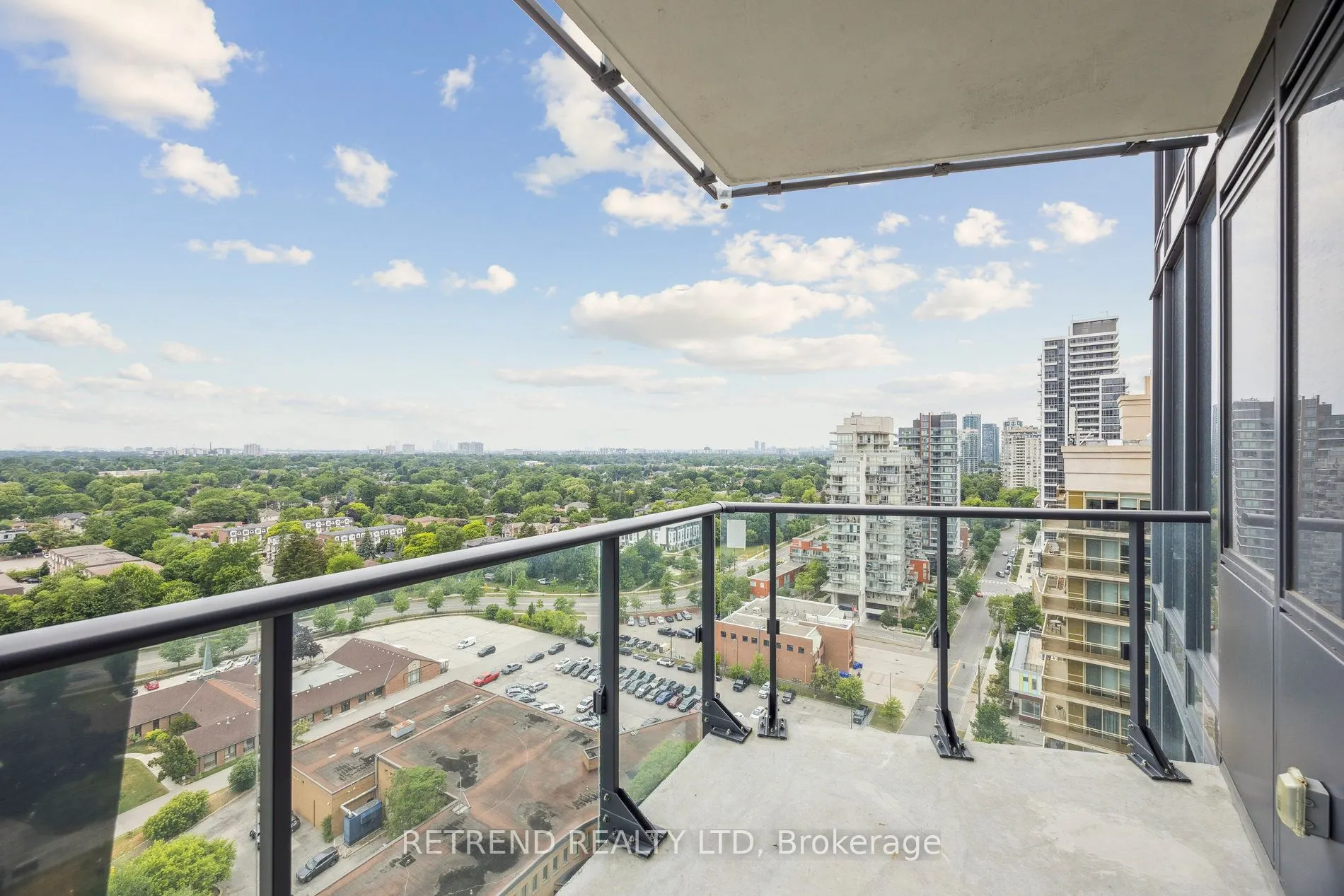 15 Ellerslie Avenue, #1708