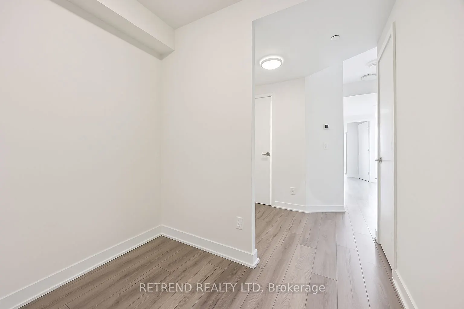 15 Ellerslie Avenue, #1708