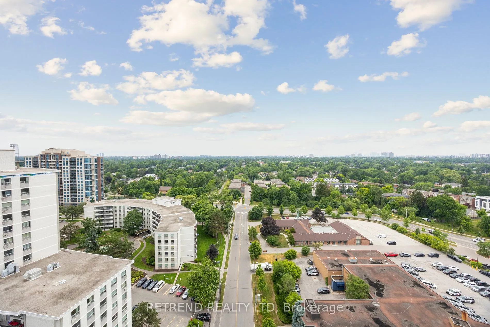 15 Ellerslie Avenue, #1708