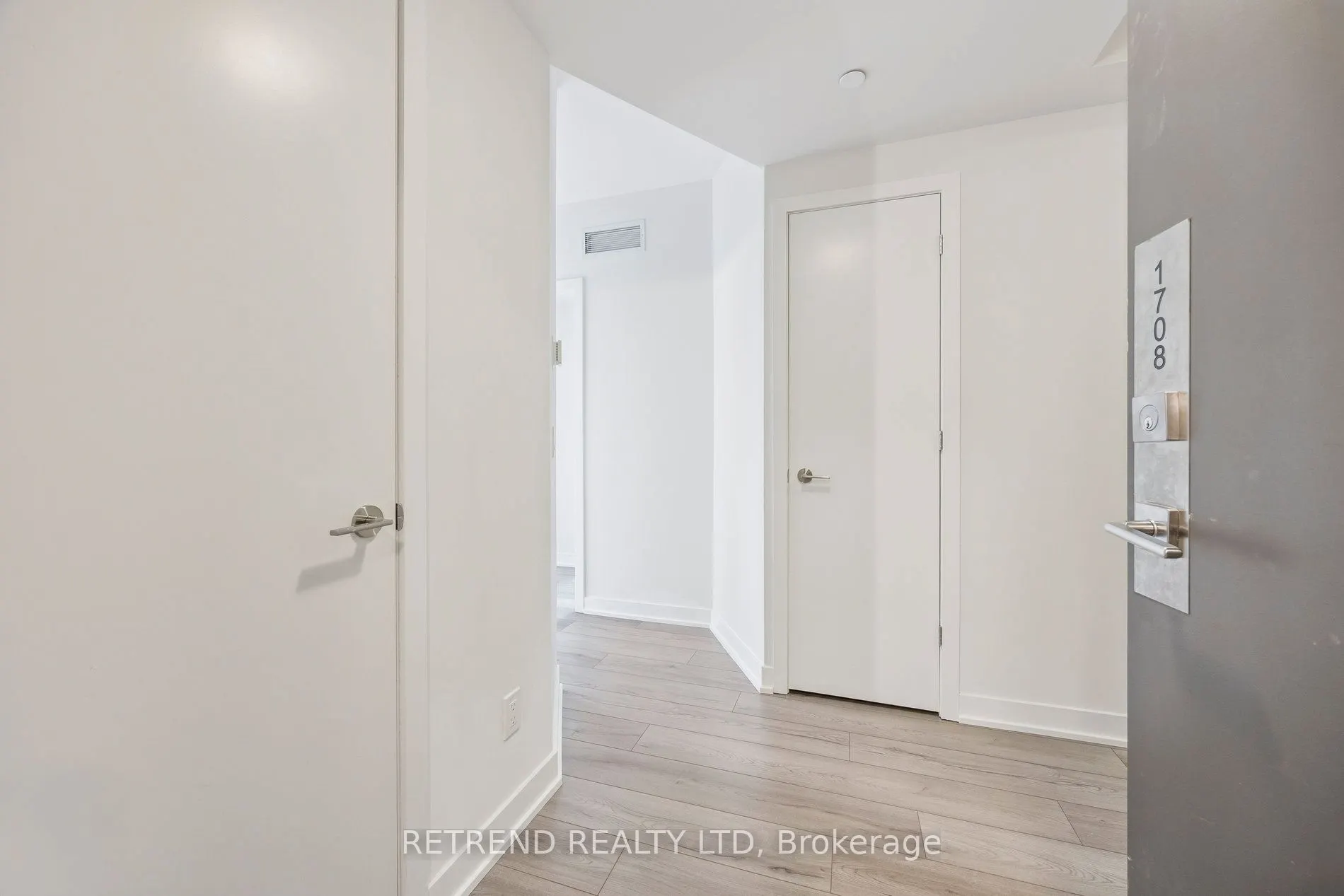 15 Ellerslie Avenue, #1708