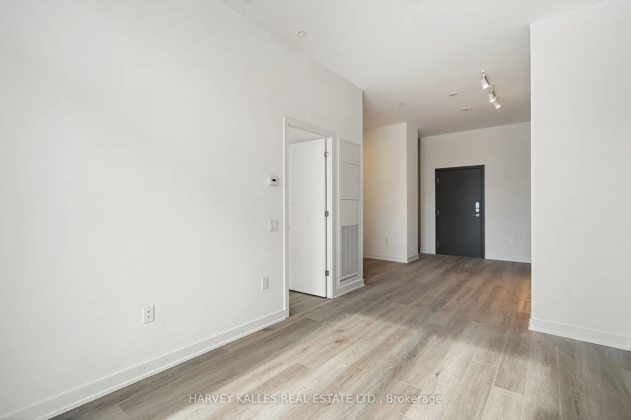 9 Tecumseth Street, #616