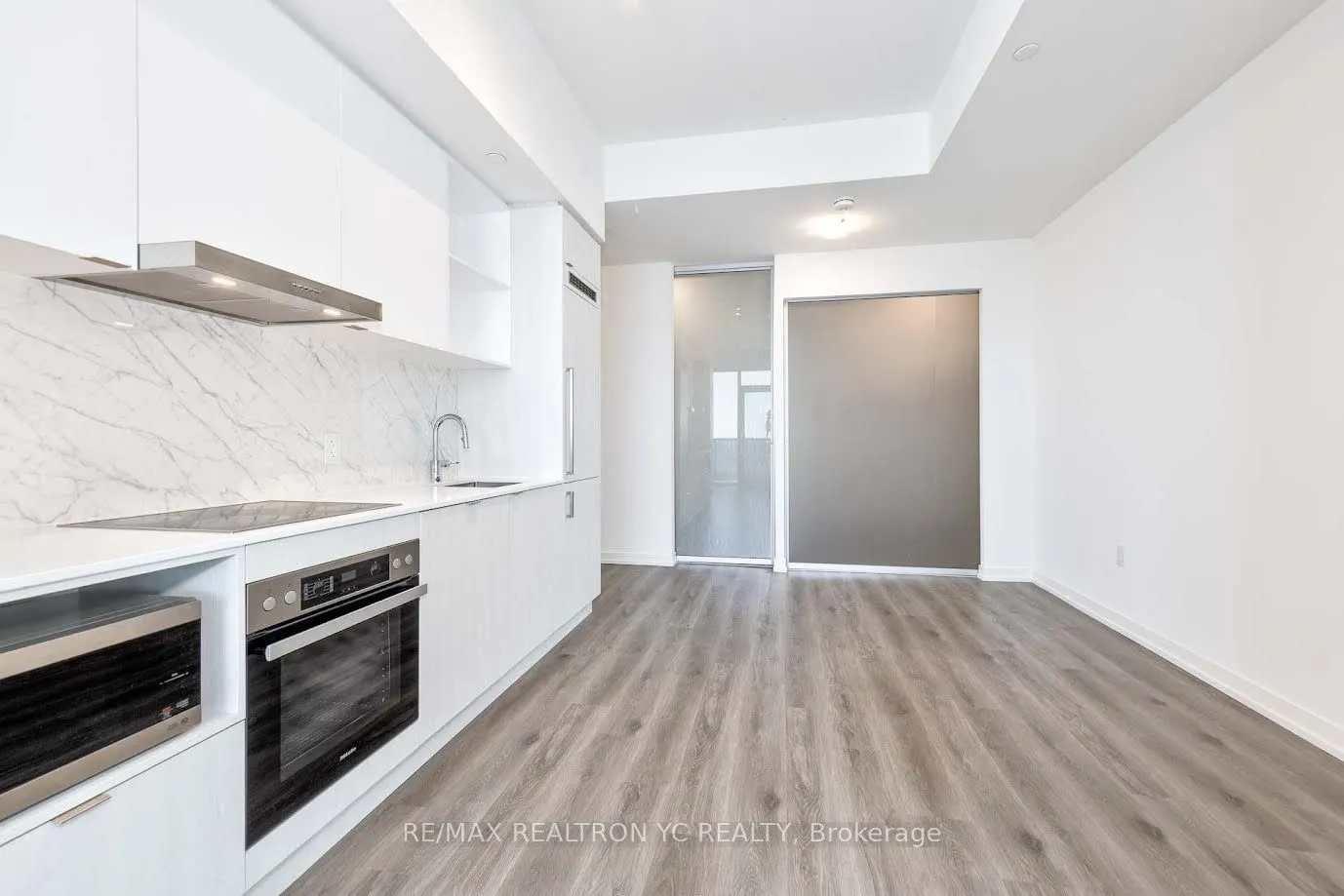 138 Downes Street, #6908