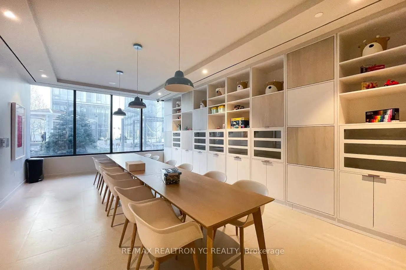 138 Downes Street, #6908