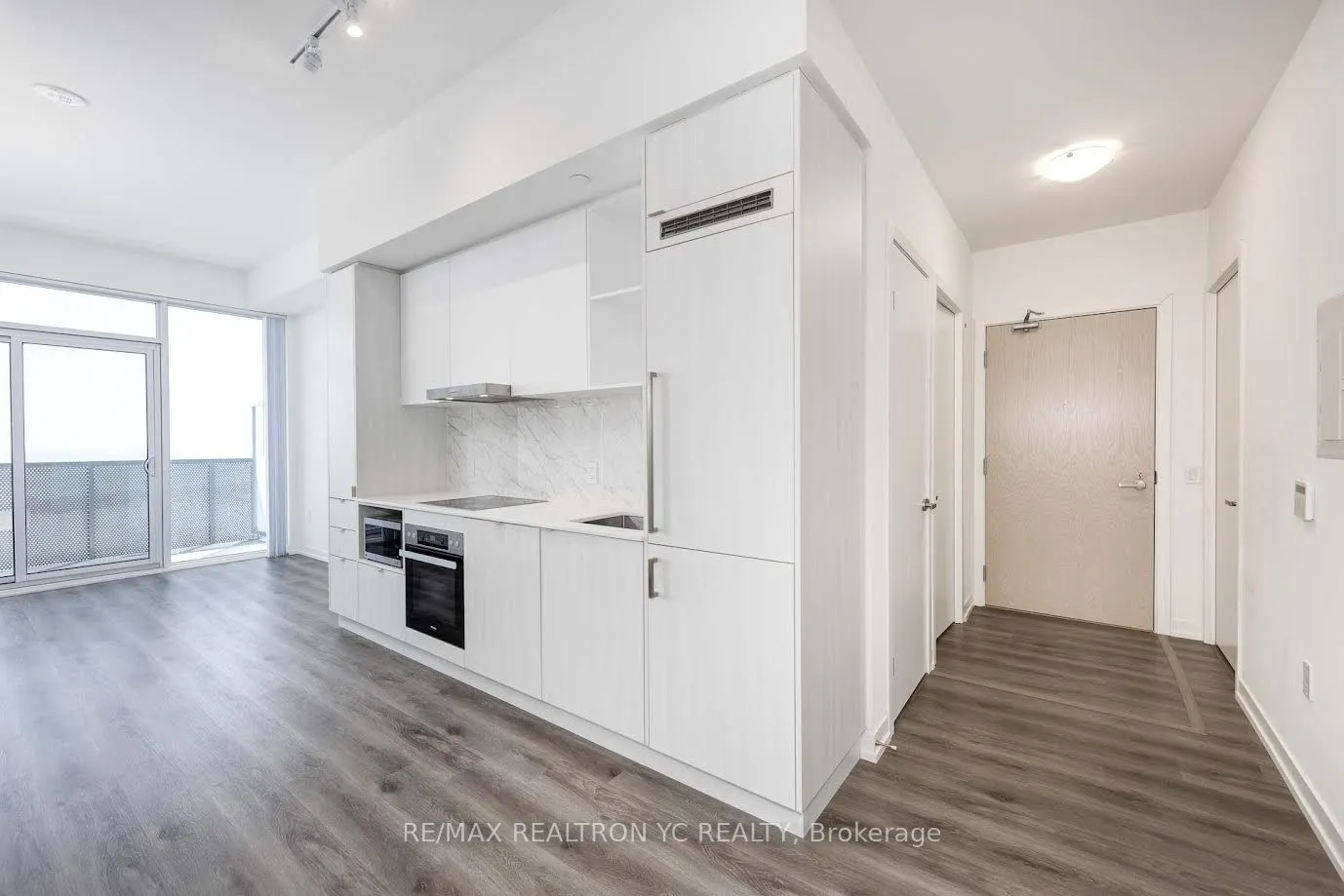 138 Downes Street, #6908