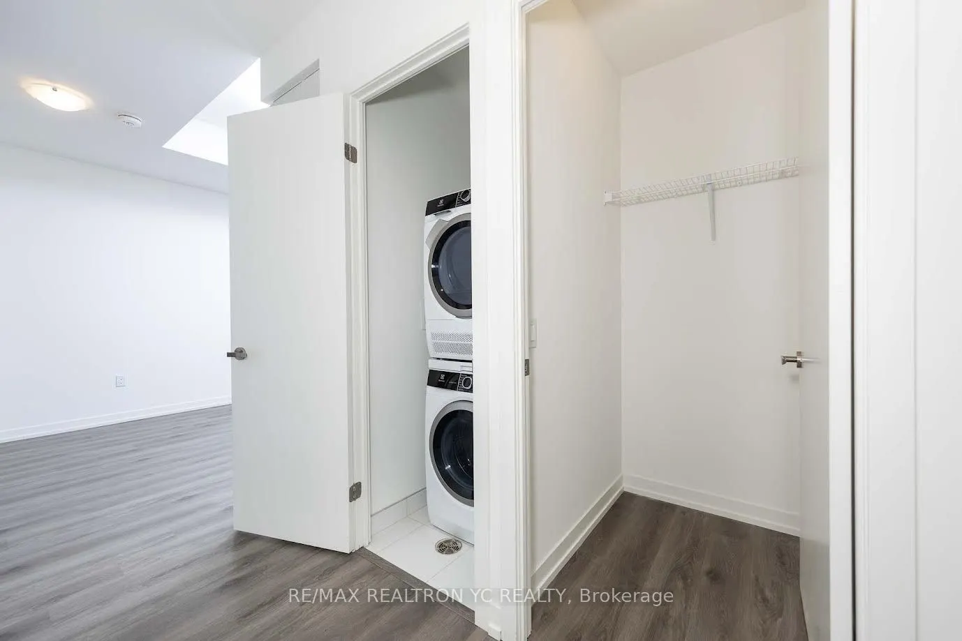 138 Downes Street, #6908