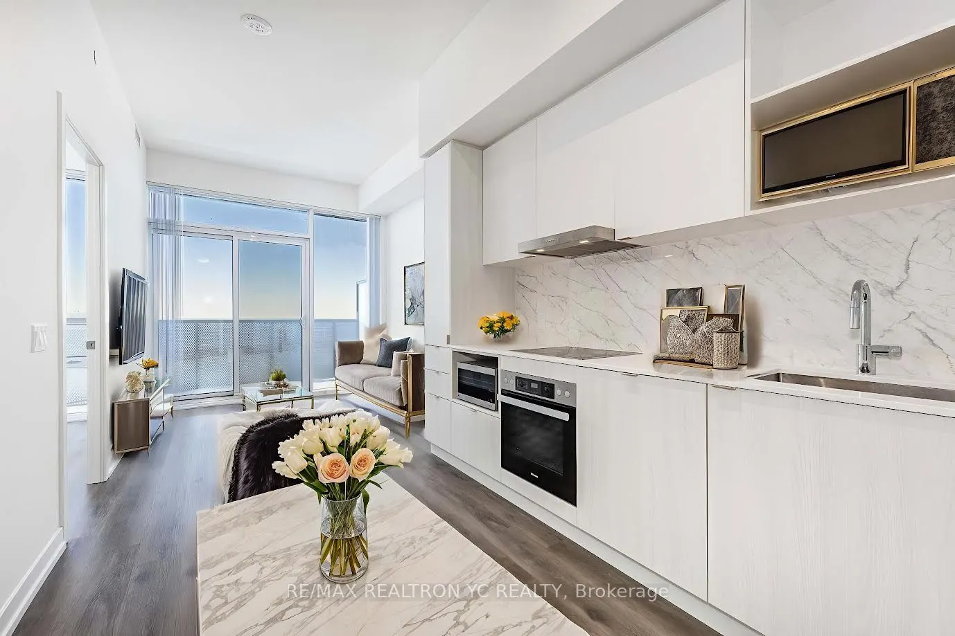 138 Downes Street, #6908