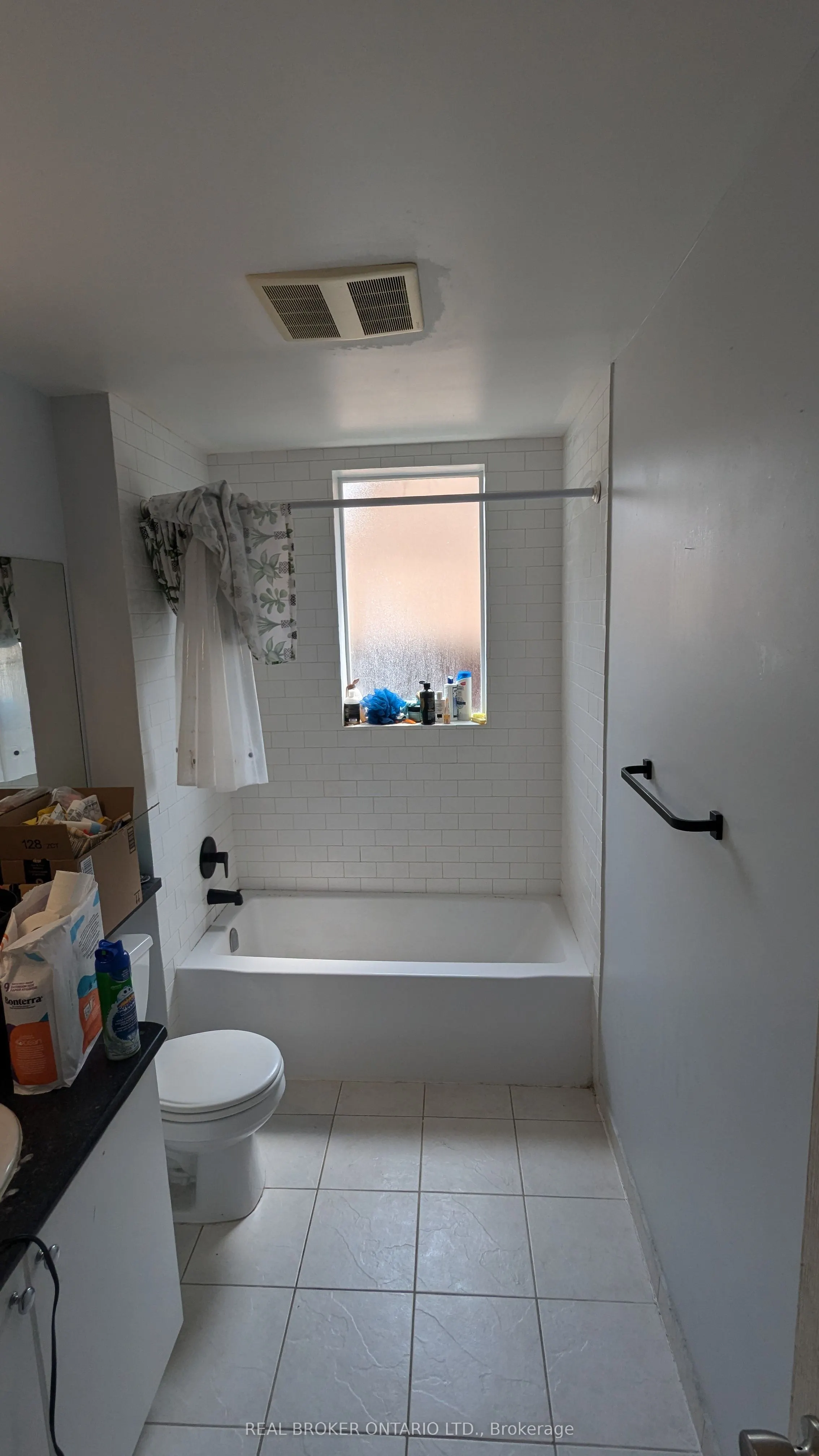 412 Jarvis Street, #302