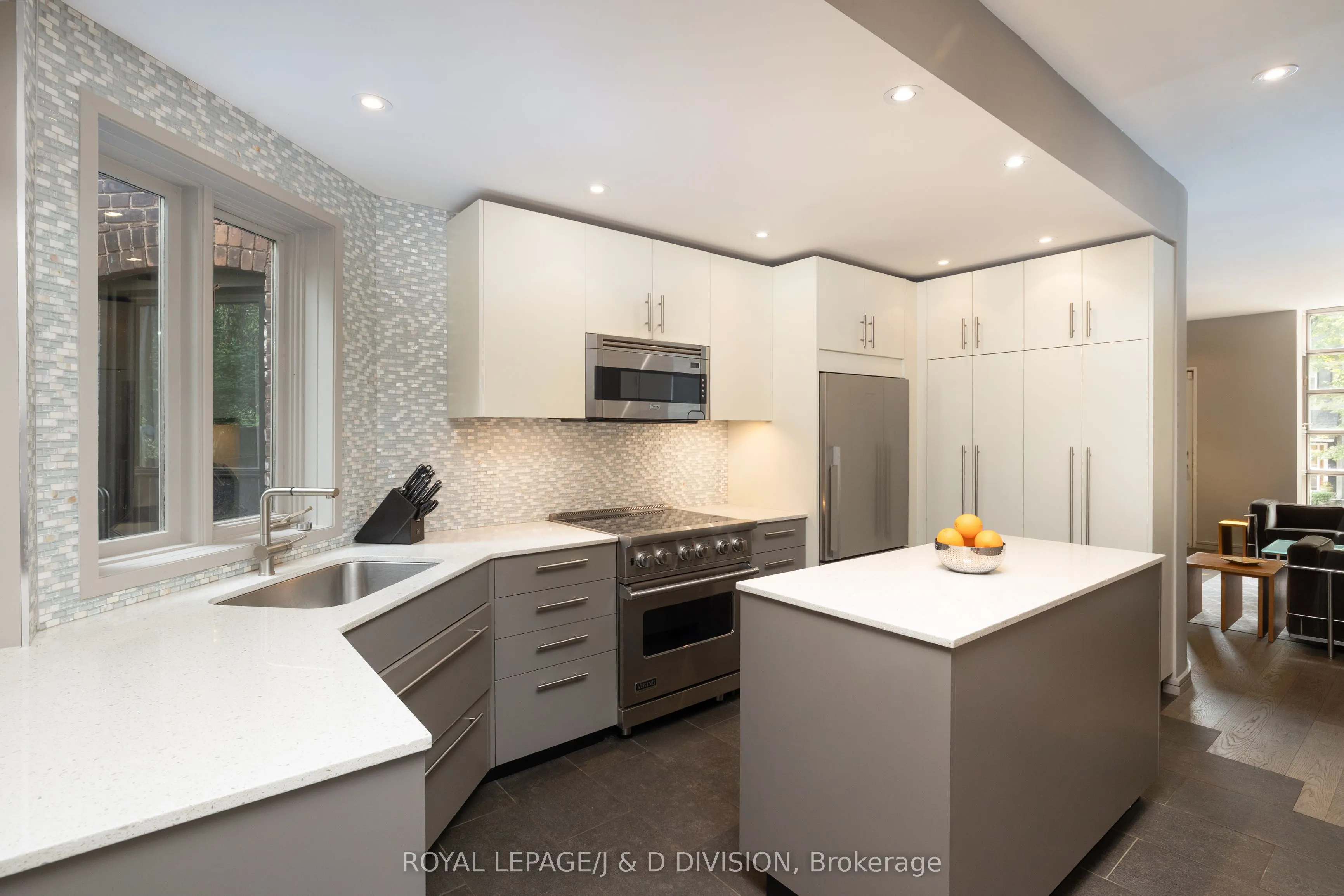 52 Balmoral Avenue
