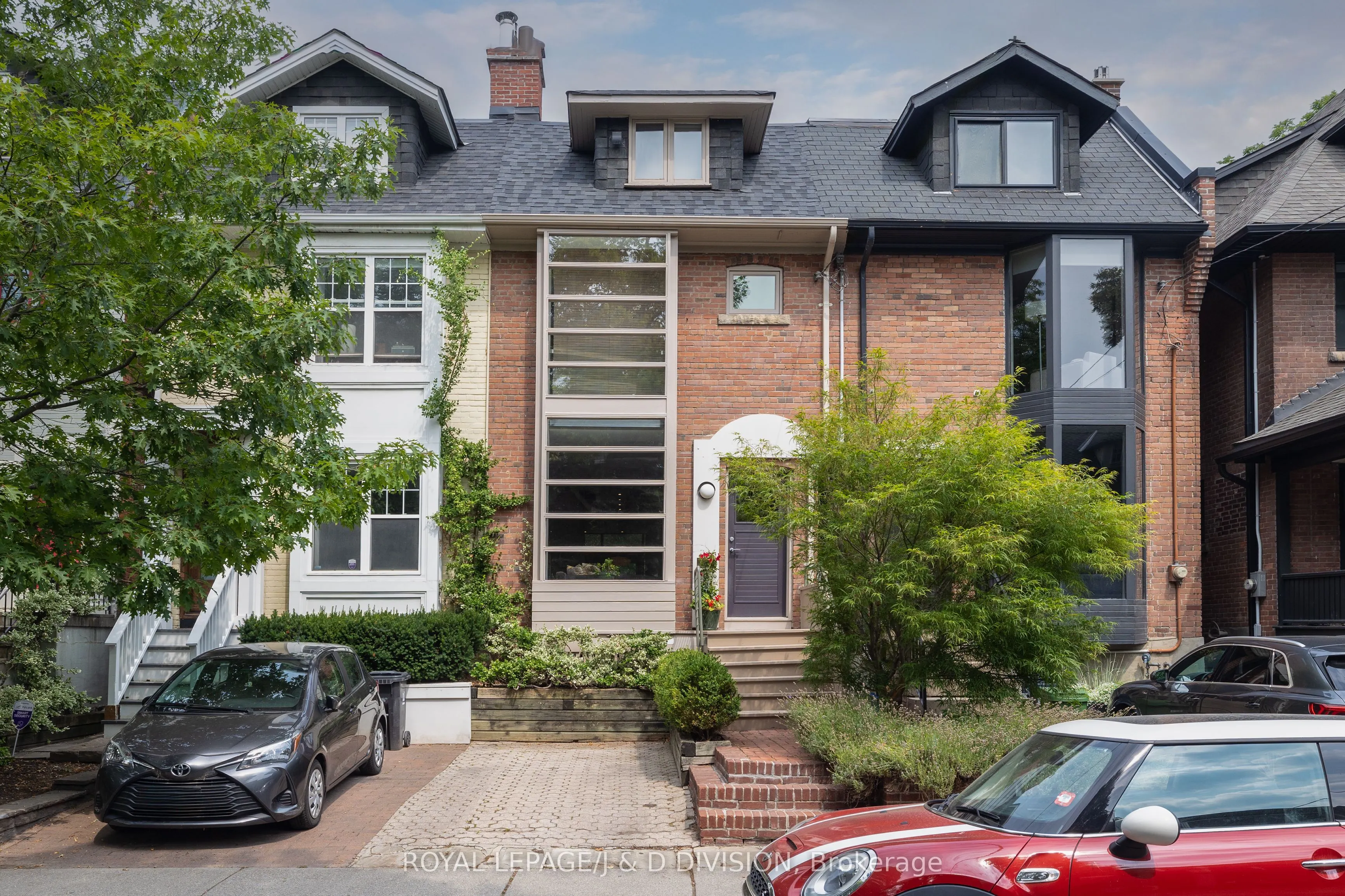 52 Balmoral Avenue