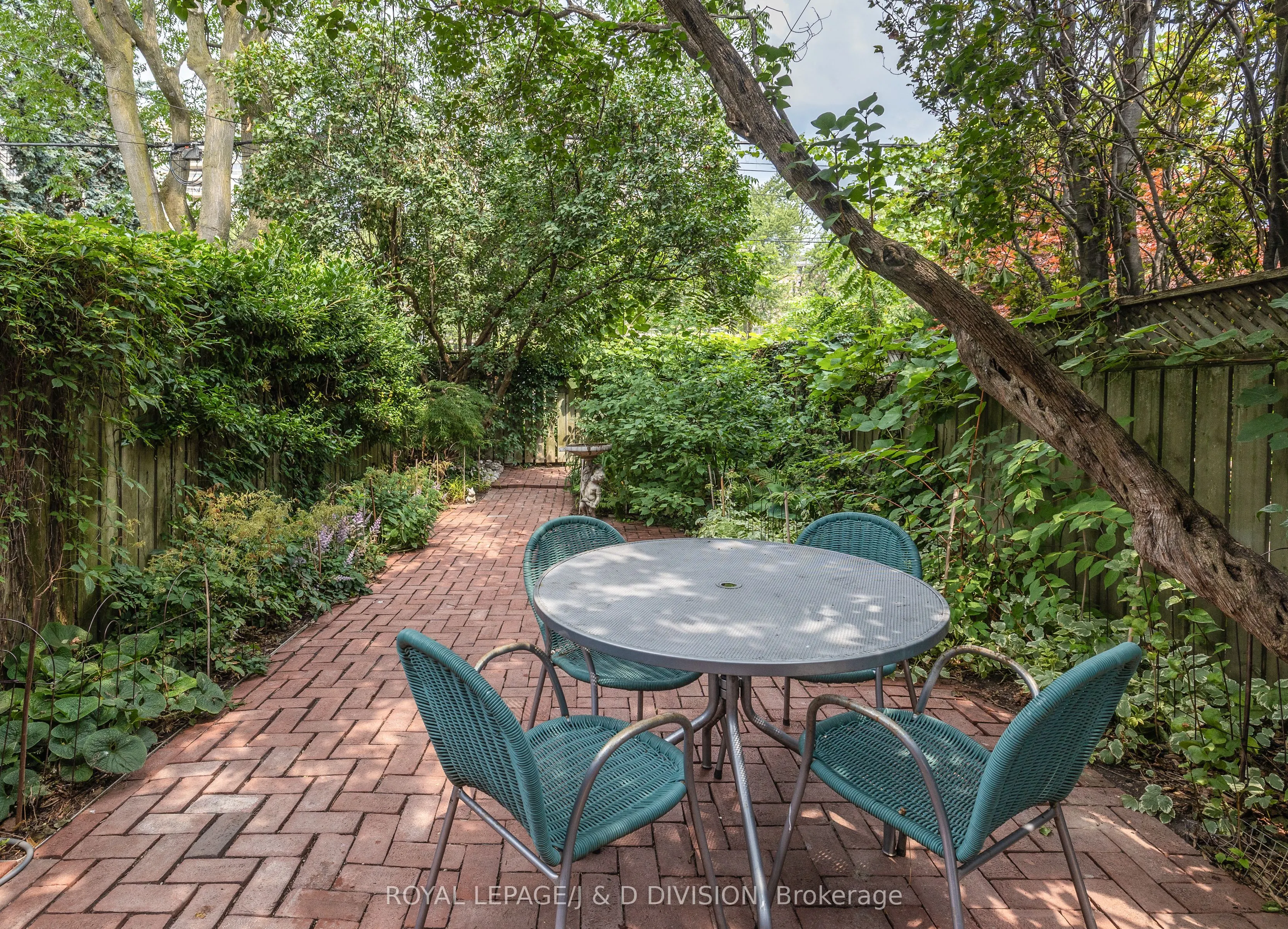 52 Balmoral Avenue