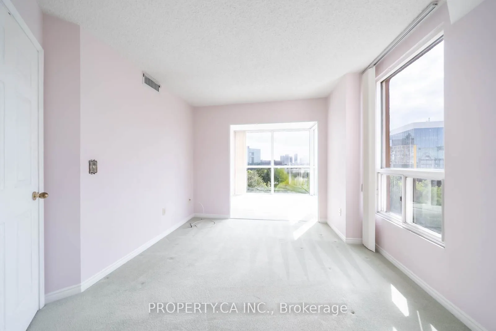 7 Concorde Place, #708
