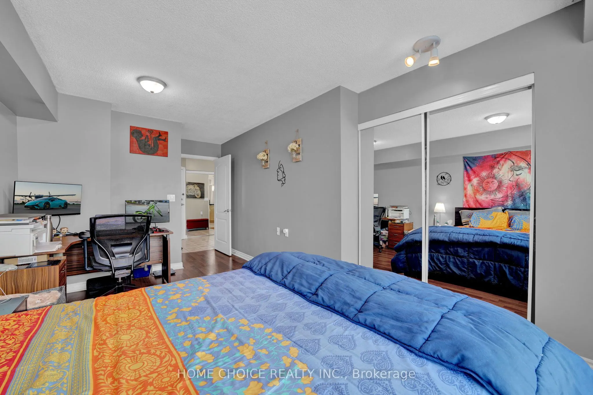 935 Sheppard Avenue W, #206