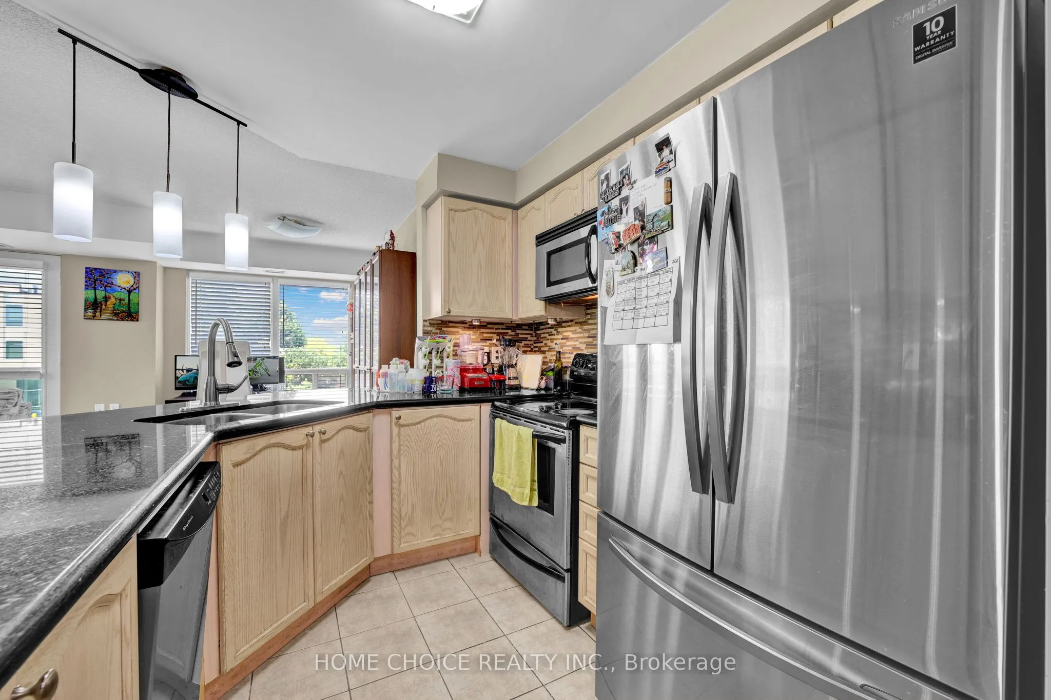 935 Sheppard Avenue W, #206