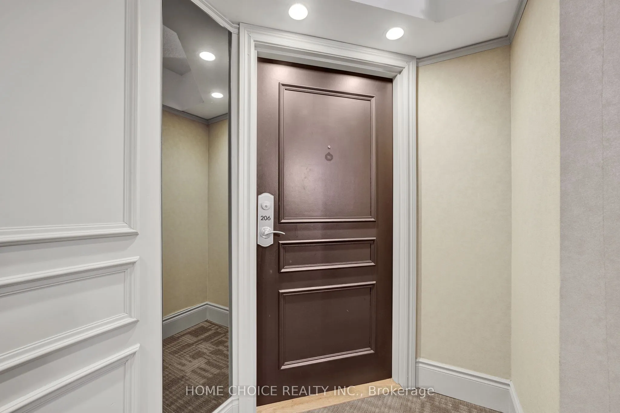 935 Sheppard Avenue W, #206