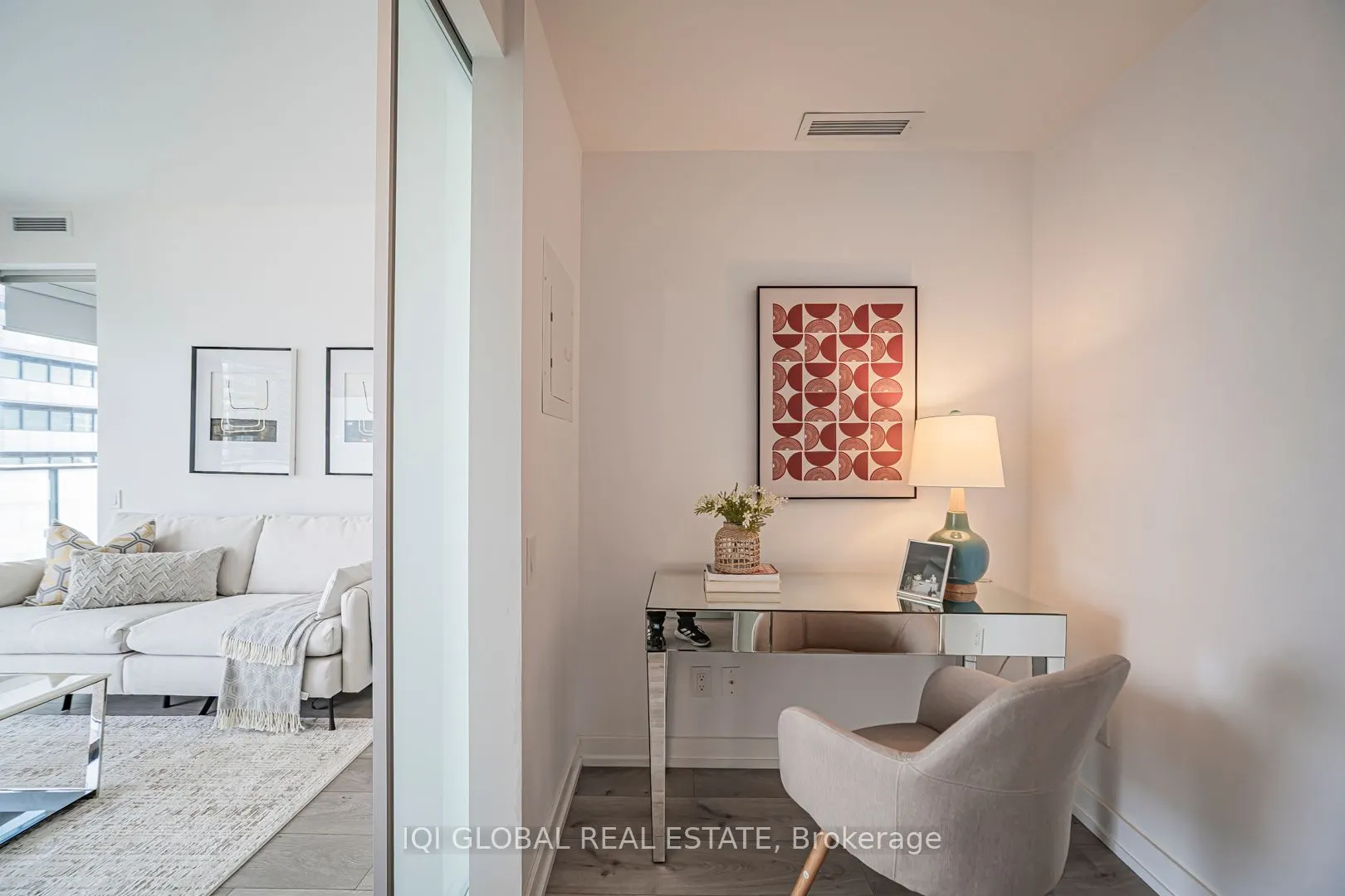161 Roehampton Avenue, #2505