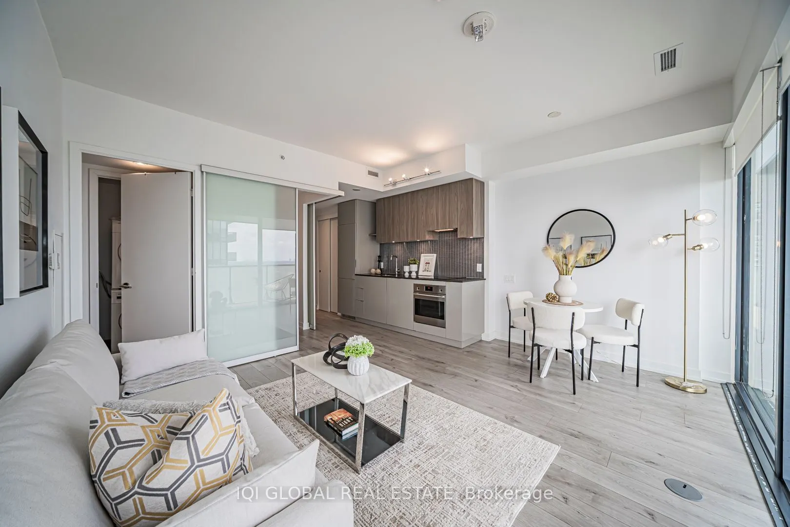 161 Roehampton Avenue, #2505
