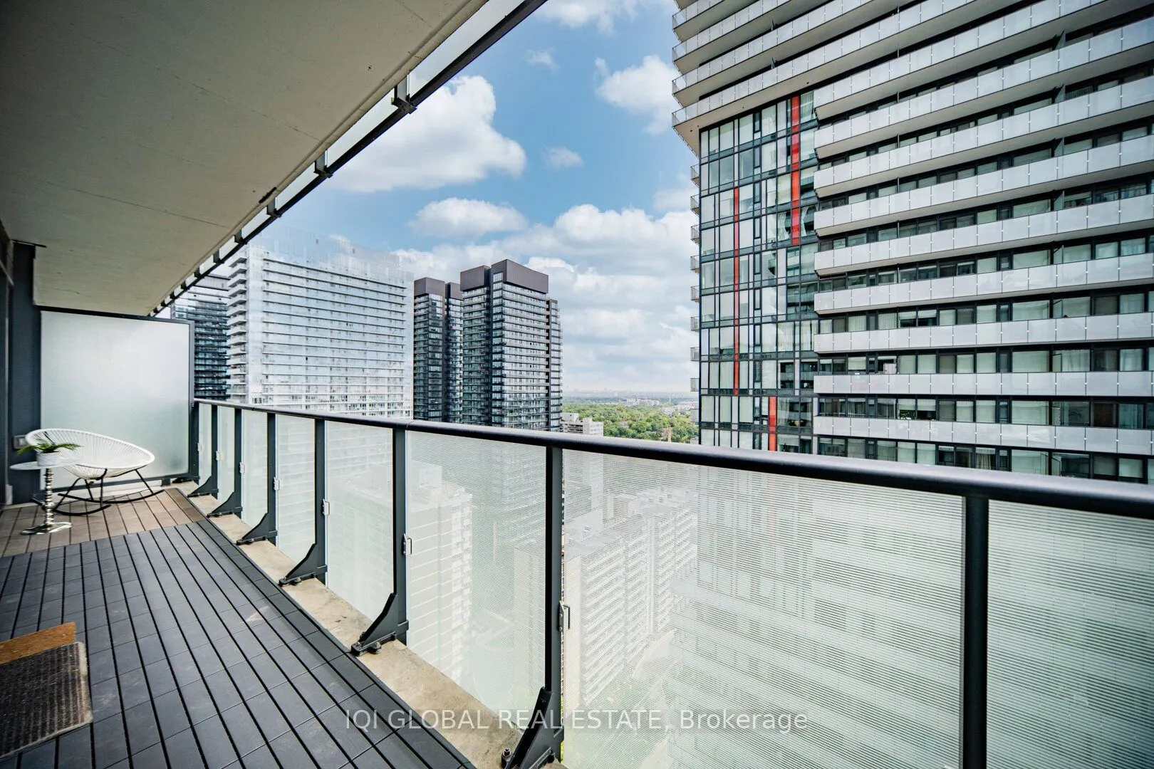 161 Roehampton Avenue, #2505